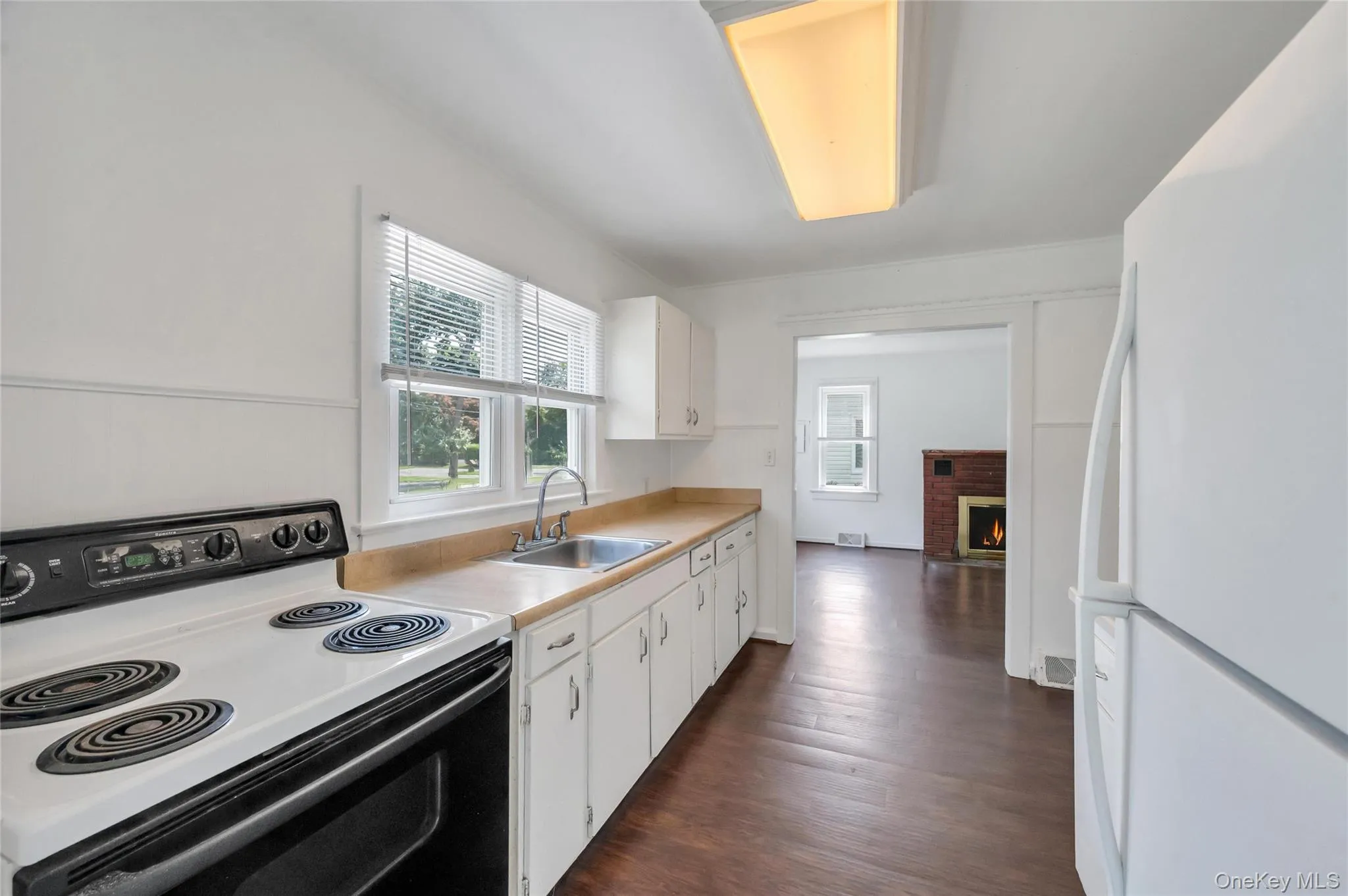 34 Shore Drive, Livingston, NY, 2 Bedrooms Bedrooms, 4 Rooms Rooms,1 BathroomBathrooms,Residential,For Rent,Shore,0,1033202 34 Shore Drive, Livingston, NY, 2 Bedrooms Bedrooms, 4 Rooms Rooms,1 BathroomBathrooms,Residential,For Rent,Shore,0,1033202