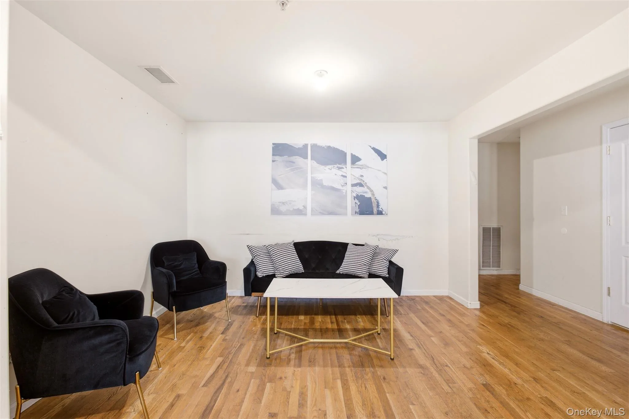 16 Elm Street, Ramapo, NY, 4 Bedrooms Bedrooms, 9 Rooms Rooms,2 BathroomsBathrooms,Residential,For Rent,Elm,0,1033208 16 Elm Street, Ramapo, NY, 4 Bedrooms Bedrooms, 9 Rooms Rooms,2 BathroomsBathrooms,Residential,For Rent,Elm,0,1033208