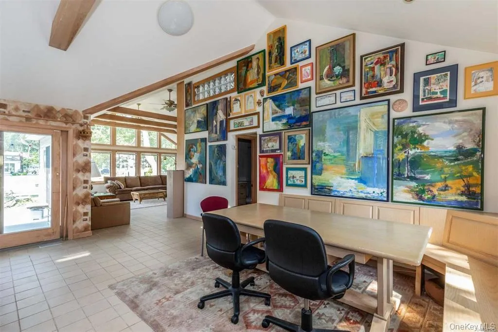 18 Tarpon Road, Southampton, NY, 4 Bedrooms Bedrooms, 11 Rooms Rooms,3 BathroomsBathrooms,Residential Lease,For Rent,Tarpon,0,1033209 18 Tarpon Road, Southampton, NY, 4 Bedrooms Bedrooms, 11 Rooms Rooms,3 BathroomsBathrooms,Residential Lease,For Rent,Tarpon,0,1033209