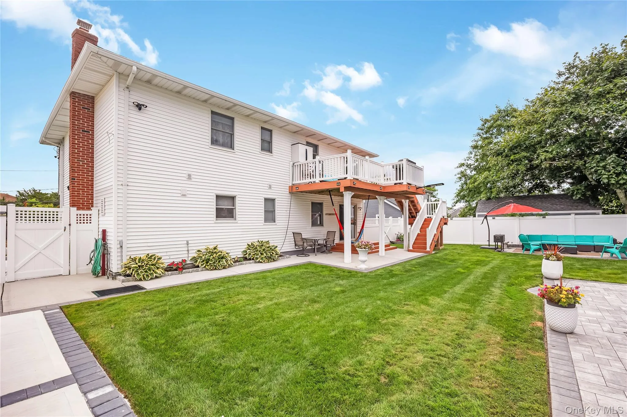17 Lincoln Avenue, Oyster Bay, NY, 4 Bedrooms Bedrooms, 12 Rooms Rooms,3 BathroomsBathrooms,Residential,For Rent,Lincoln,0,1033212 17 Lincoln Avenue, Oyster Bay, NY, 4 Bedrooms Bedrooms, 12 Rooms Rooms,3 BathroomsBathrooms,Residential,For Rent,Lincoln,0,1033212