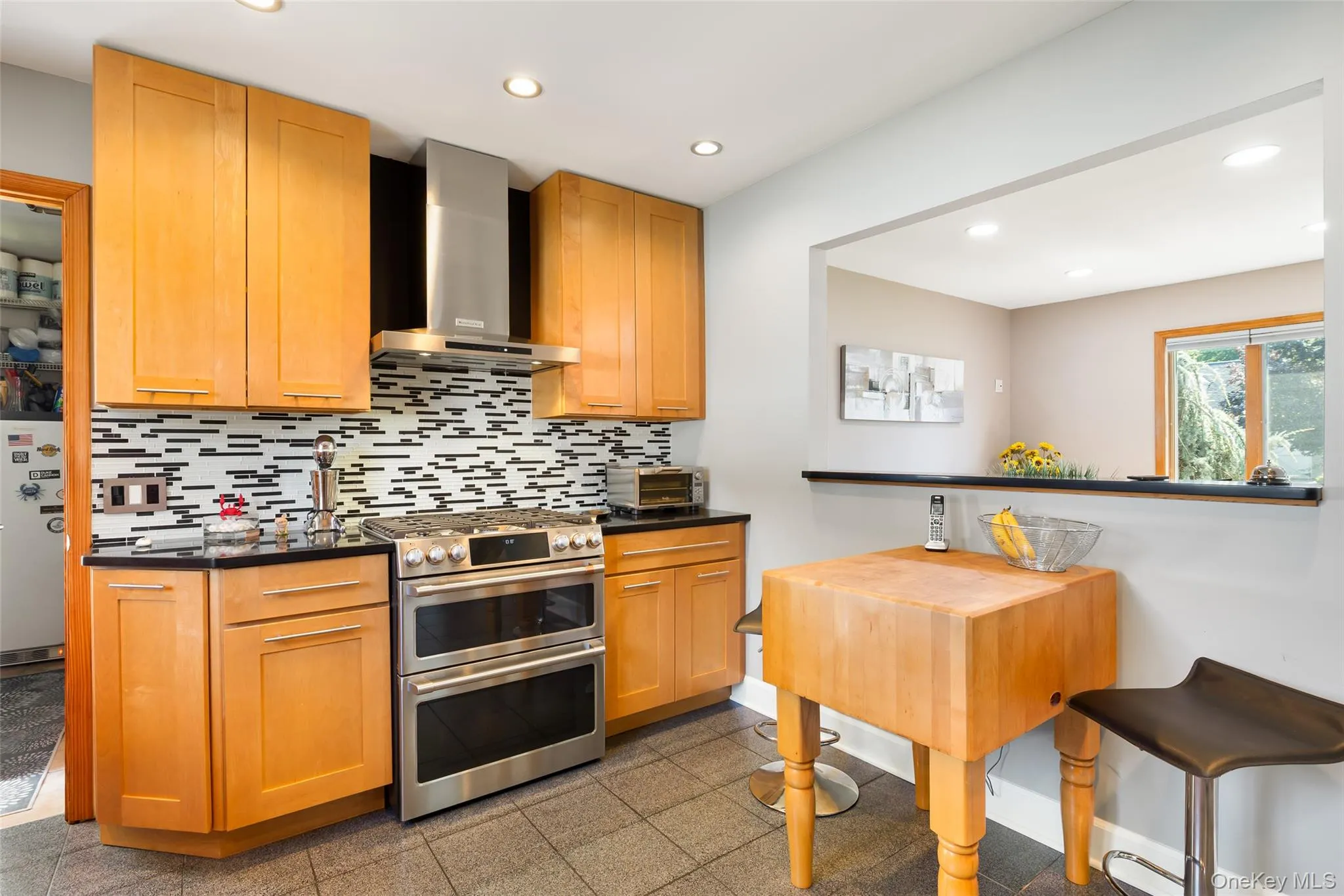 2100 North Drive, Hempstead, NY, 3 Bedrooms Bedrooms, 6 Rooms Rooms,1 BathroomBathrooms,Residential,For Rent,North,0,1033217 2100 North Drive, Hempstead, NY, 3 Bedrooms Bedrooms, 6 Rooms Rooms,1 BathroomBathrooms,Residential,For Rent,North,0,1033217