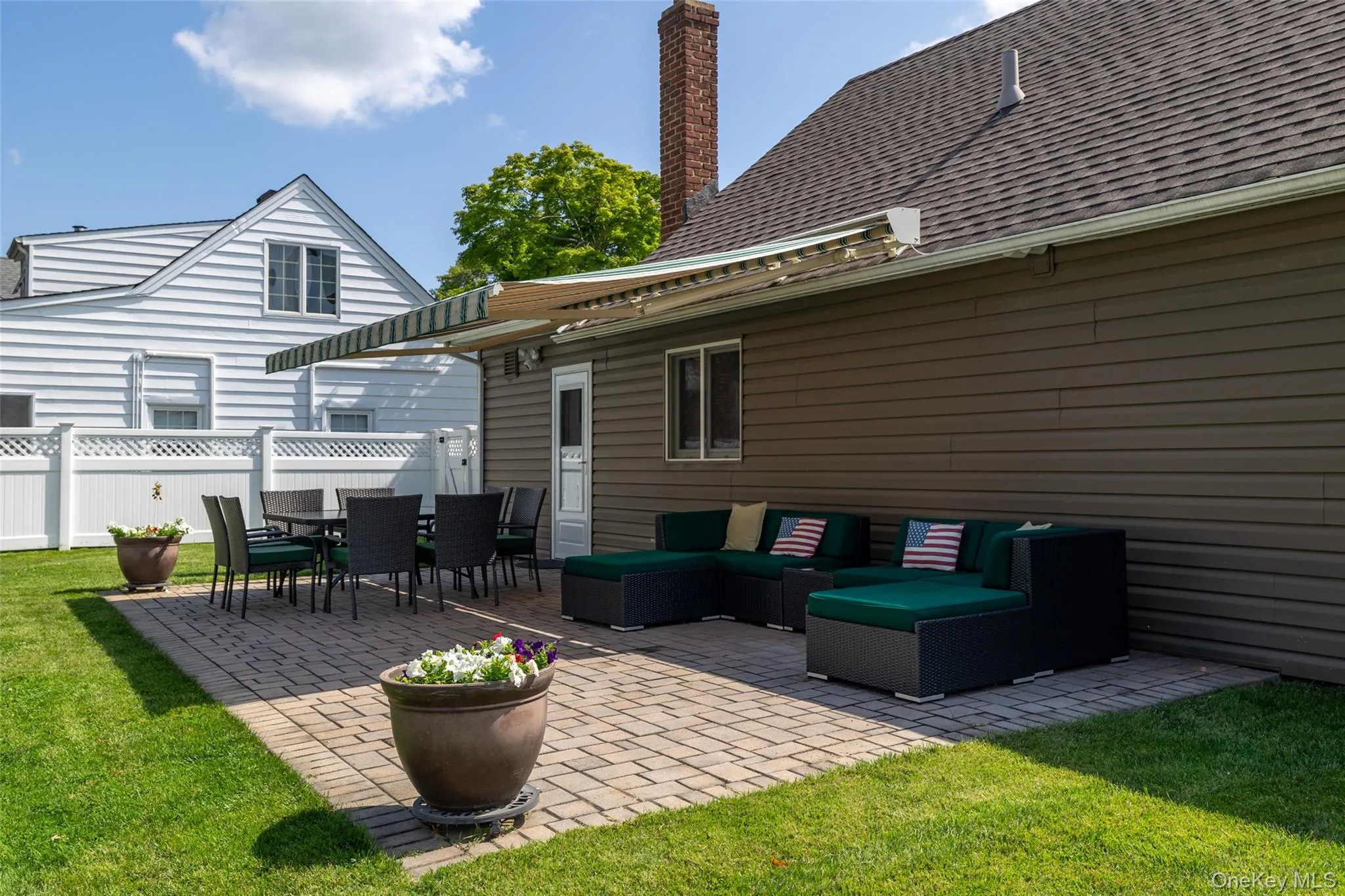 2100 North Drive, Hempstead, NY, 3 Bedrooms Bedrooms, 6 Rooms Rooms,1 BathroomBathrooms,Residential,For Rent,North,0,1033217 2100 North Drive, Hempstead, NY, 3 Bedrooms Bedrooms, 6 Rooms Rooms,1 BathroomBathrooms,Residential,For Rent,North,0,1033217