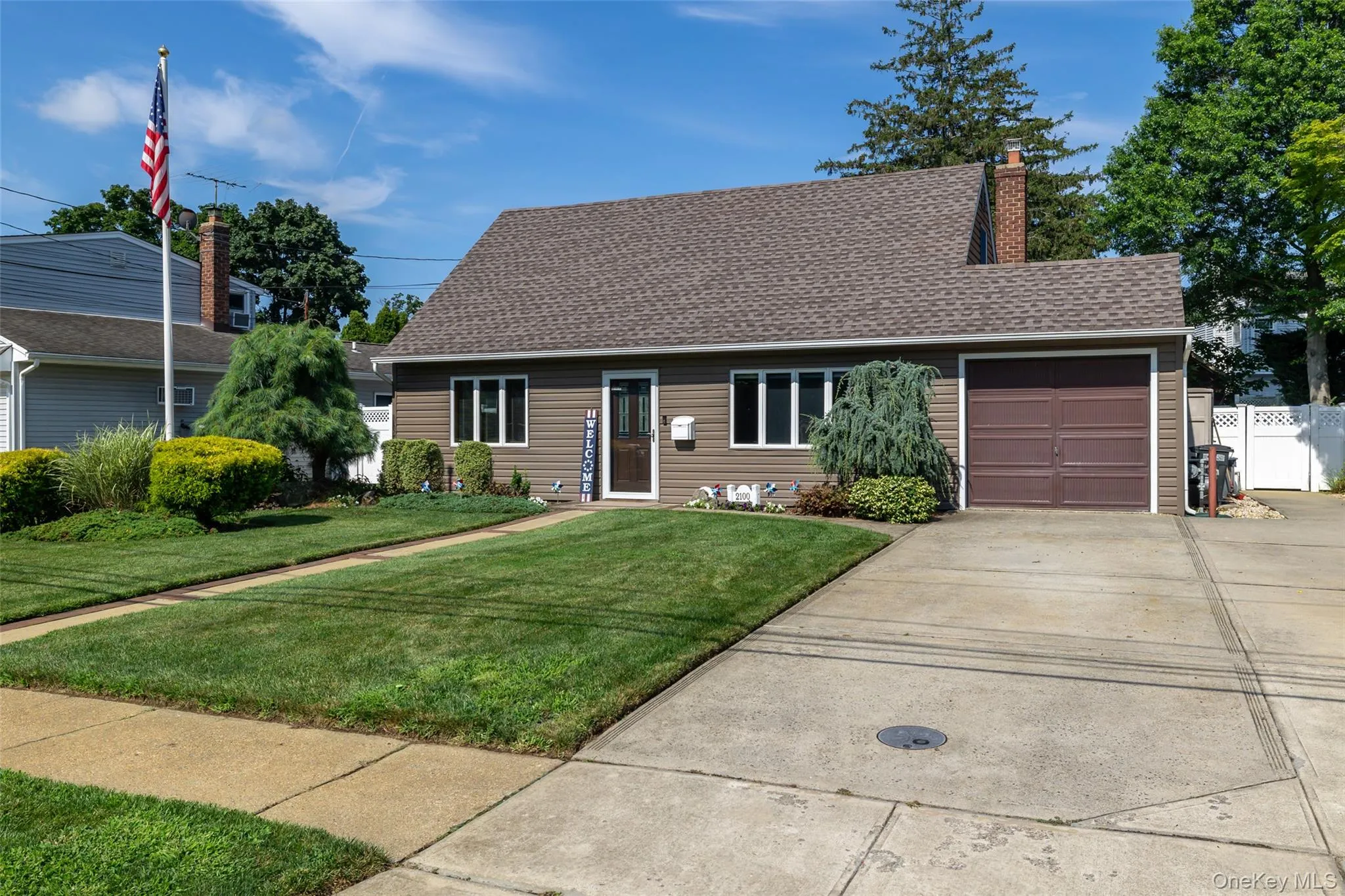 2100 North Drive, Hempstead, NY, 3 Bedrooms Bedrooms, 6 Rooms Rooms,1 BathroomBathrooms,Residential,For Rent,North,0,1033217 2100 North Drive, Hempstead, NY, 3 Bedrooms Bedrooms, 6 Rooms Rooms,1 BathroomBathrooms,Residential,For Rent,North,0,1033217