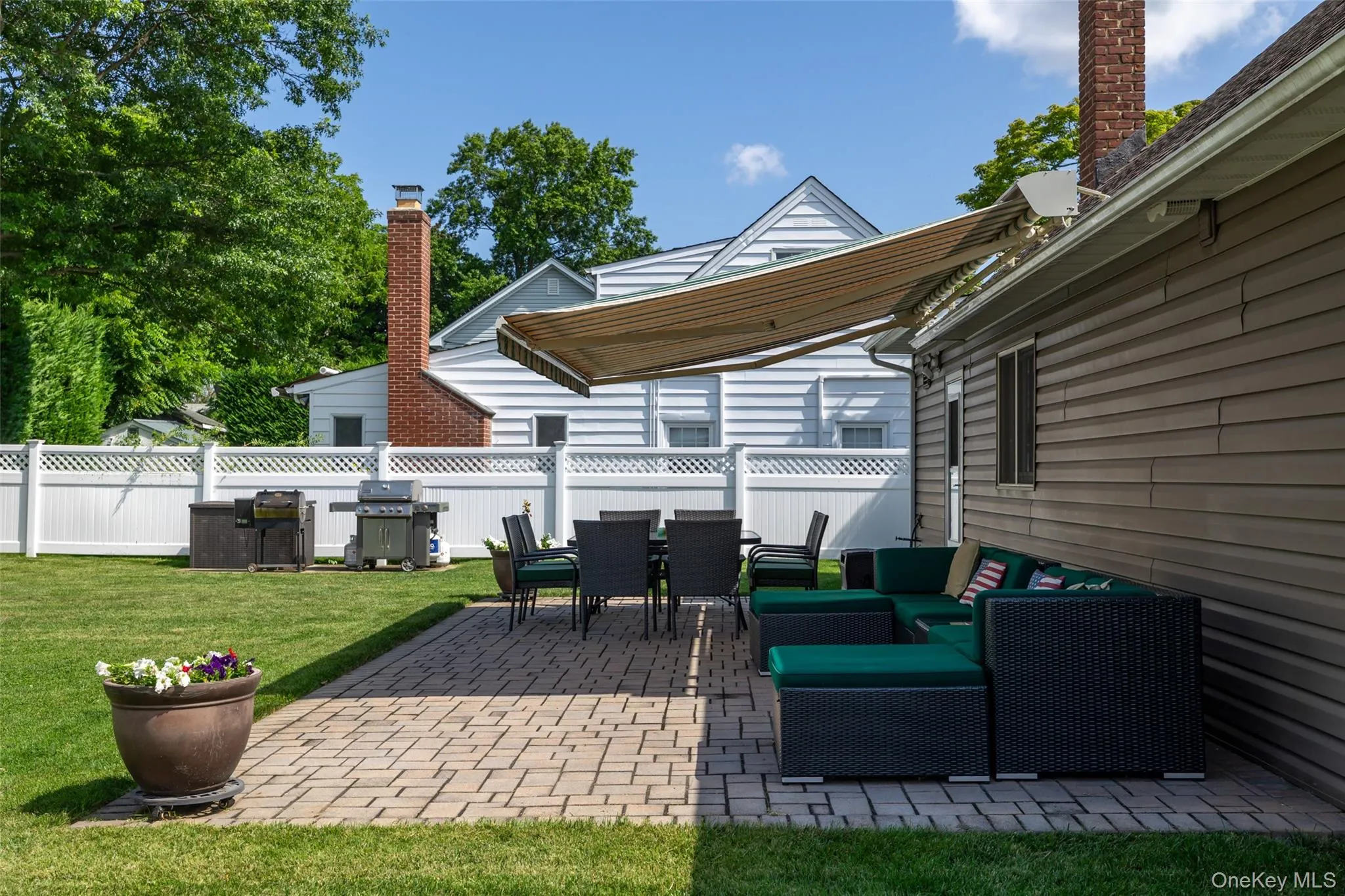 2100 North Drive, Hempstead, NY, 3 Bedrooms Bedrooms, 6 Rooms Rooms,1 BathroomBathrooms,Residential,For Rent,North,0,1033217 2100 North Drive, Hempstead, NY, 3 Bedrooms Bedrooms, 6 Rooms Rooms,1 BathroomBathrooms,Residential,For Rent,North,0,1033217