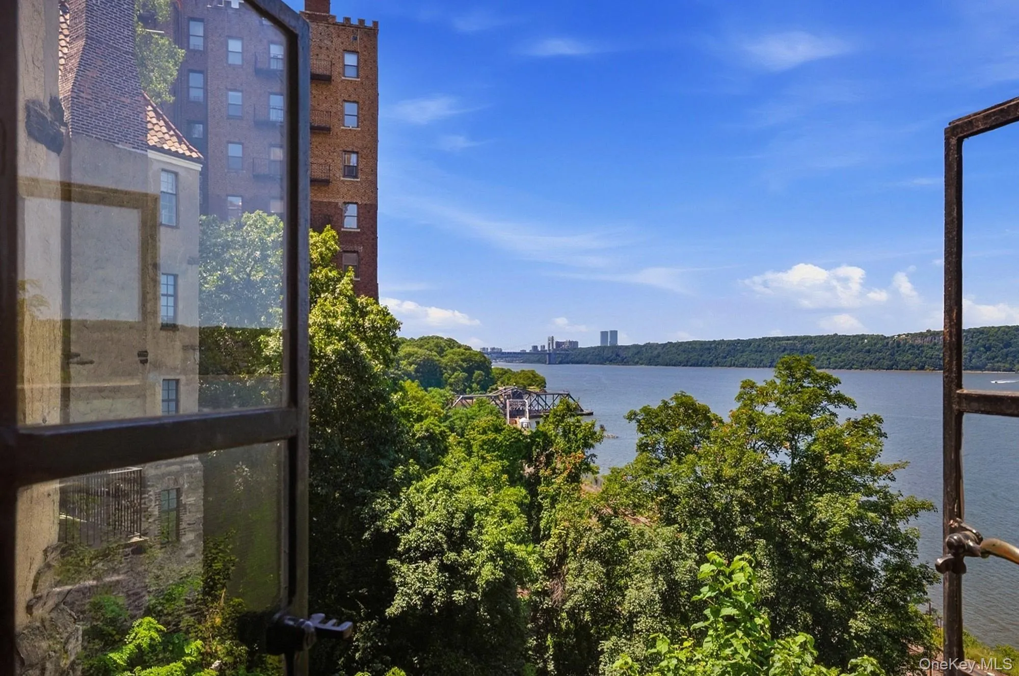 2501 Palisade Avenue, New York, NY, 3 Bedrooms Bedrooms, 6 Rooms Rooms,2 BathroomsBathrooms,Residential,For Rent,Palisade,0,1033219 2501 Palisade Avenue, New York, NY, 3 Bedrooms Bedrooms, 6 Rooms Rooms,2 BathroomsBathrooms,Residential,For Rent,Palisade,0,1033219