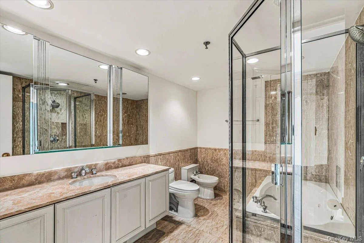 100 Hilton Avenue, Hempstead, NY, 1 Bedroom Bedrooms, 4 Room Rooms,1 BathroomBathrooms,Residential Lease,For Rent,Hilton,0,1033220 100 Hilton Avenue, Hempstead, NY, 1 Bedroom Bedrooms, 4 Room Rooms,1 BathroomBathrooms,Residential Lease,For Rent,Hilton,0,1033220