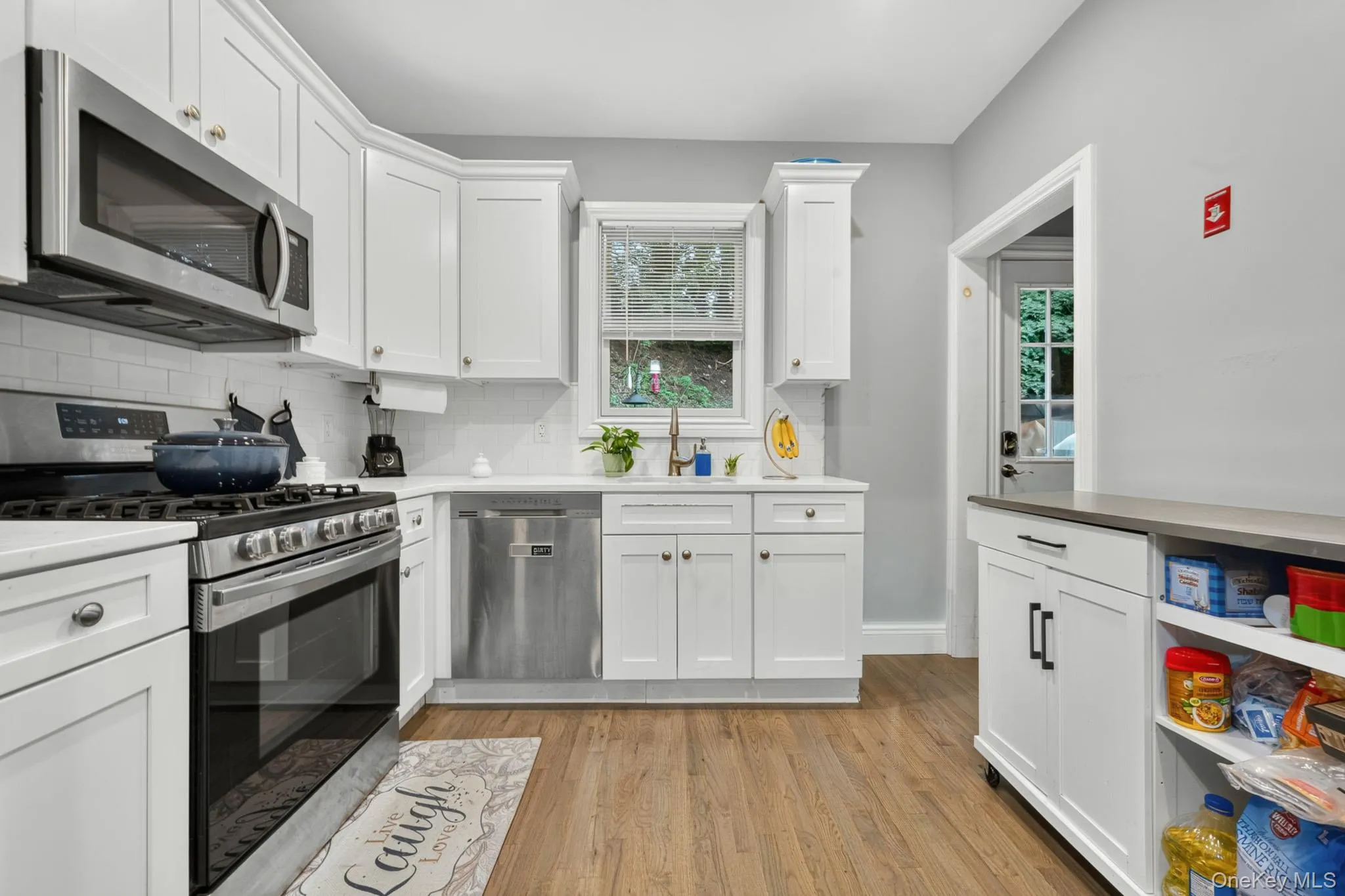 864 Fort Salonga Road, Huntington, NY, 4 Bedrooms Bedrooms, 8 Rooms Rooms,3 BathroomsBathrooms,Residential,For Rent,Fort Salonga,0,1033224 864 Fort Salonga Road, Huntington, NY, 4 Bedrooms Bedrooms, 8 Rooms Rooms,3 BathroomsBathrooms,Residential,For Rent,Fort Salonga,0,1033224