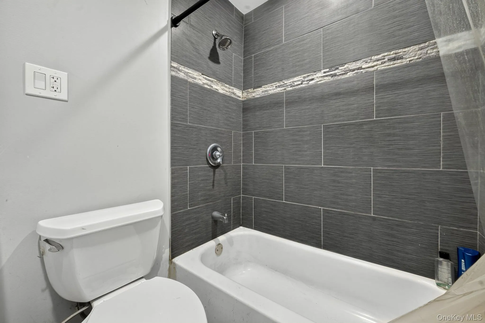 864 Fort Salonga Road, Huntington, NY, 4 Bedrooms Bedrooms, 8 Rooms Rooms,3 BathroomsBathrooms,Residential,For Rent,Fort Salonga,0,1033224 864 Fort Salonga Road, Huntington, NY, 4 Bedrooms Bedrooms, 8 Rooms Rooms,3 BathroomsBathrooms,Residential,For Rent,Fort Salonga,0,1033224