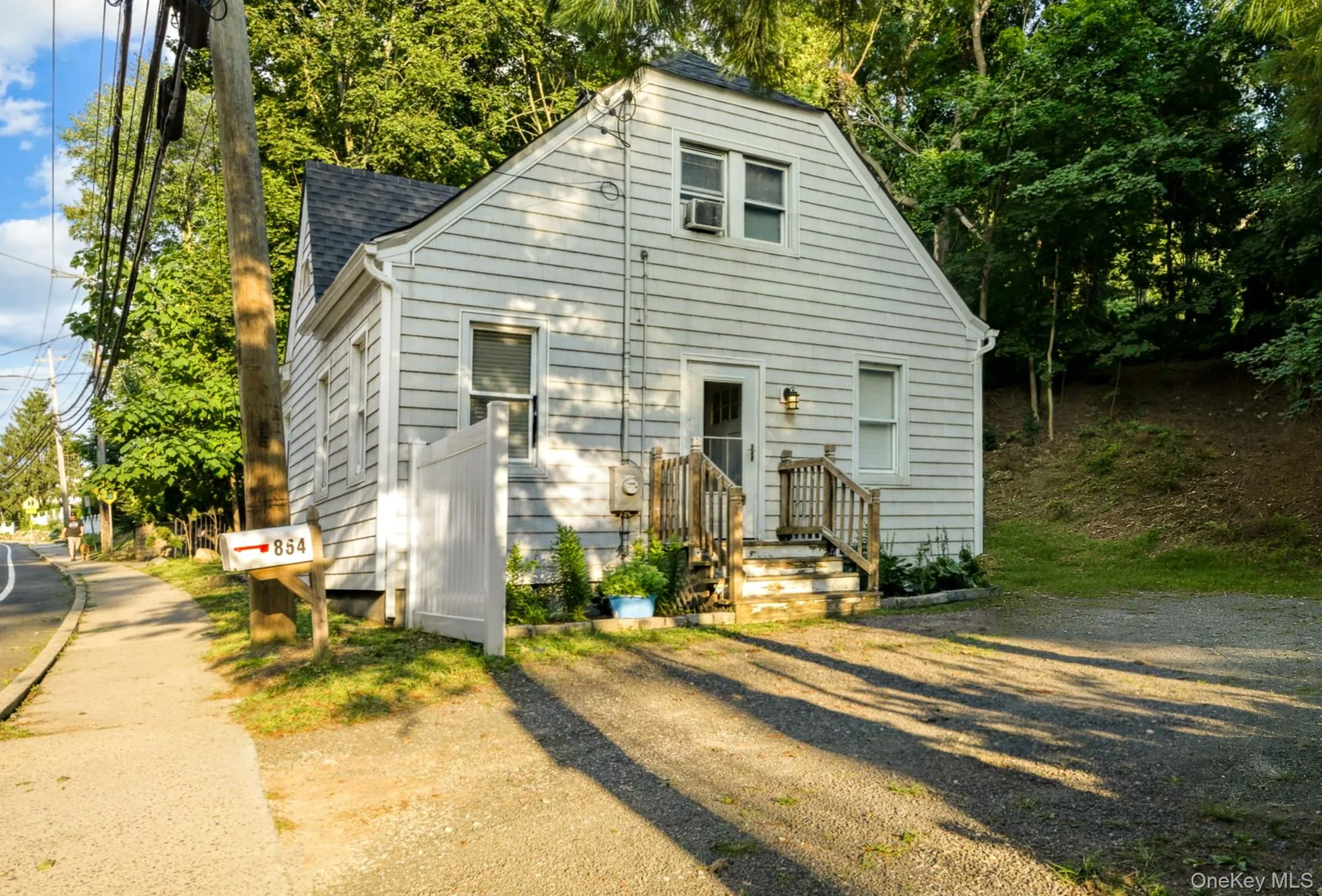 864 Fort Salonga Road, Huntington, NY, 4 Bedrooms Bedrooms, 8 Rooms Rooms,3 BathroomsBathrooms,Residential,For Rent,Fort Salonga,0,1033224 864 Fort Salonga Road, Huntington, NY, 4 Bedrooms Bedrooms, 8 Rooms Rooms,3 BathroomsBathrooms,Residential,For Rent,Fort Salonga,0,1033224