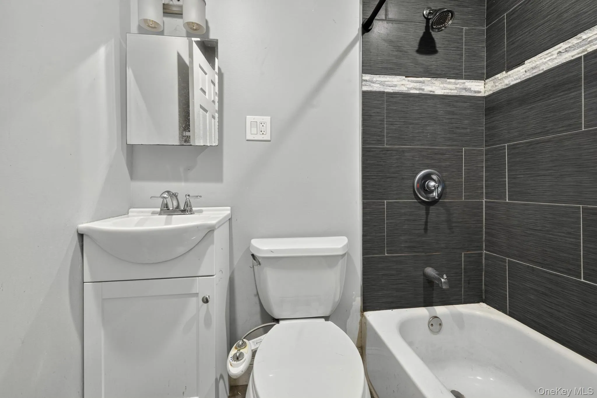 864 Fort Salonga Road, Huntington, NY, 4 Bedrooms Bedrooms, 8 Rooms Rooms,3 BathroomsBathrooms,Residential,For Rent,Fort Salonga,0,1033224 864 Fort Salonga Road, Huntington, NY, 4 Bedrooms Bedrooms, 8 Rooms Rooms,3 BathroomsBathrooms,Residential,For Rent,Fort Salonga,0,1033224