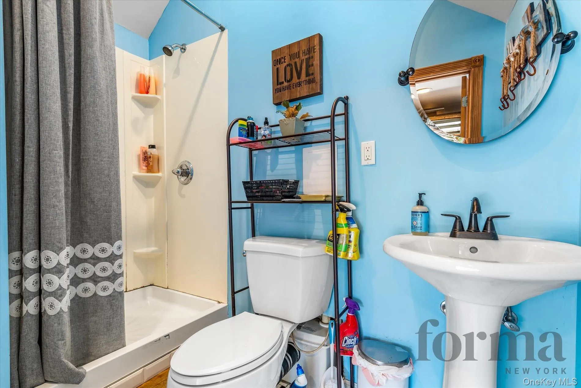 5022 Overbrook Street, New York, NY, 3 Bedrooms Bedrooms, 8 Rooms Rooms,2 BathroomsBathrooms,Residential,For Rent,Overbrook,0,1033227 5022 Overbrook Street, New York, NY, 3 Bedrooms Bedrooms, 8 Rooms Rooms,2 BathroomsBathrooms,Residential,For Rent,Overbrook,0,1033227
