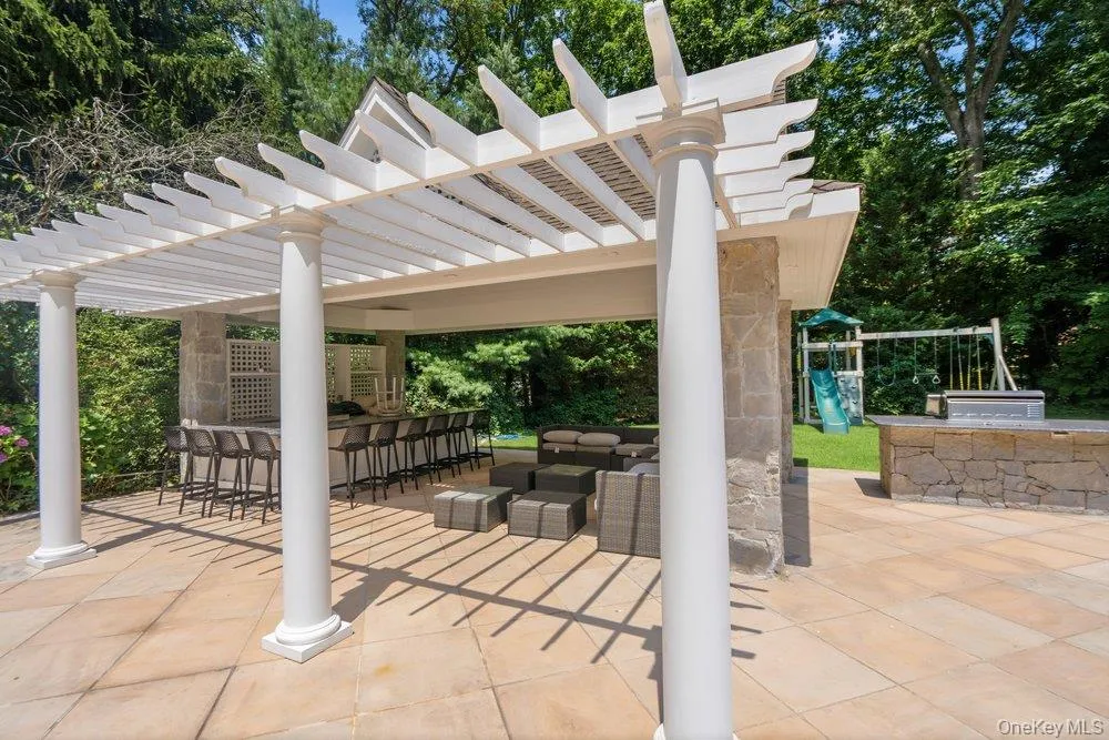 537 Split Rock Road, Oyster Bay, NY, 4 Bedrooms Bedrooms, 9 Rooms Rooms,3 BathroomsBathrooms,Residential,For Rent,Split Rock,0,1033228 537 Split Rock Road, Oyster Bay, NY, 4 Bedrooms Bedrooms, 9 Rooms Rooms,3 BathroomsBathrooms,Residential,For Rent,Split Rock,0,1033228