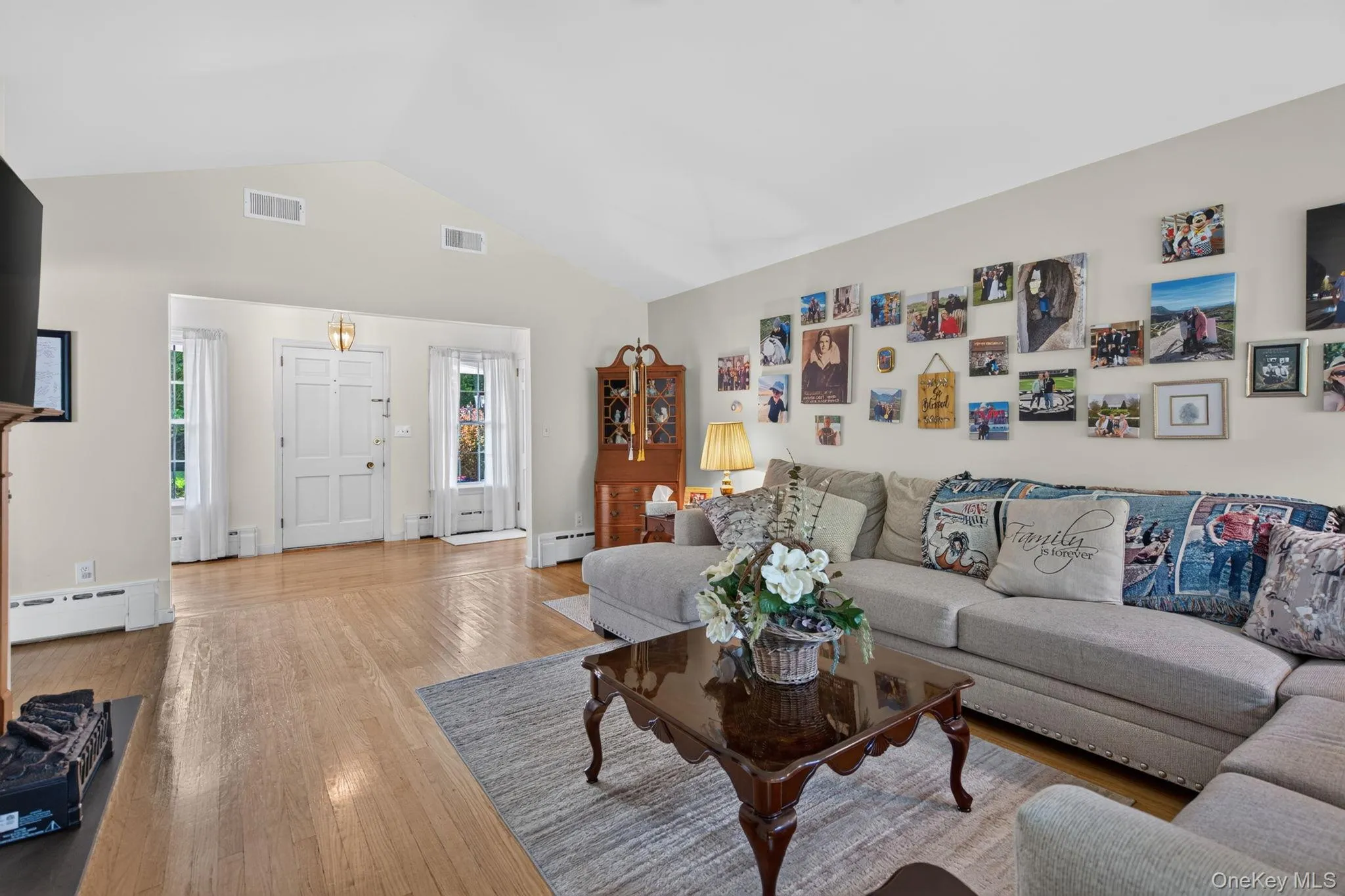 158 High Meadows Road, Montgomery, NY, 3 Bedrooms Bedrooms, 10 Rooms Rooms,2 BathroomsBathrooms,Residential,For Rent,High Meadows,0,1033229 158 High Meadows Road, Montgomery, NY, 3 Bedrooms Bedrooms, 10 Rooms Rooms,2 BathroomsBathrooms,Residential,For Rent,High Meadows,0,1033229