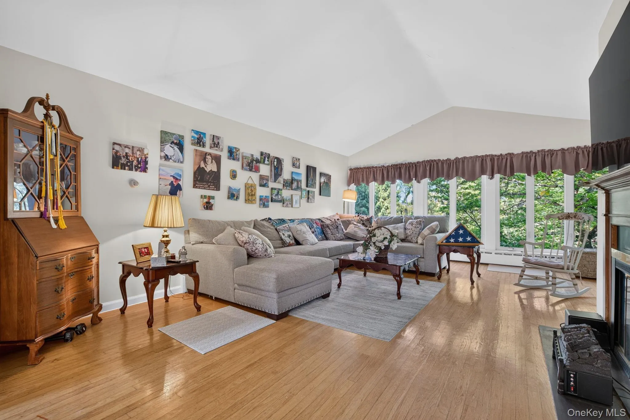 158 High Meadows Road, Montgomery, NY, 3 Bedrooms Bedrooms, 10 Rooms Rooms,2 BathroomsBathrooms,Residential,For Rent,High Meadows,0,1033229 158 High Meadows Road, Montgomery, NY, 3 Bedrooms Bedrooms, 10 Rooms Rooms,2 BathroomsBathrooms,Residential,For Rent,High Meadows,0,1033229