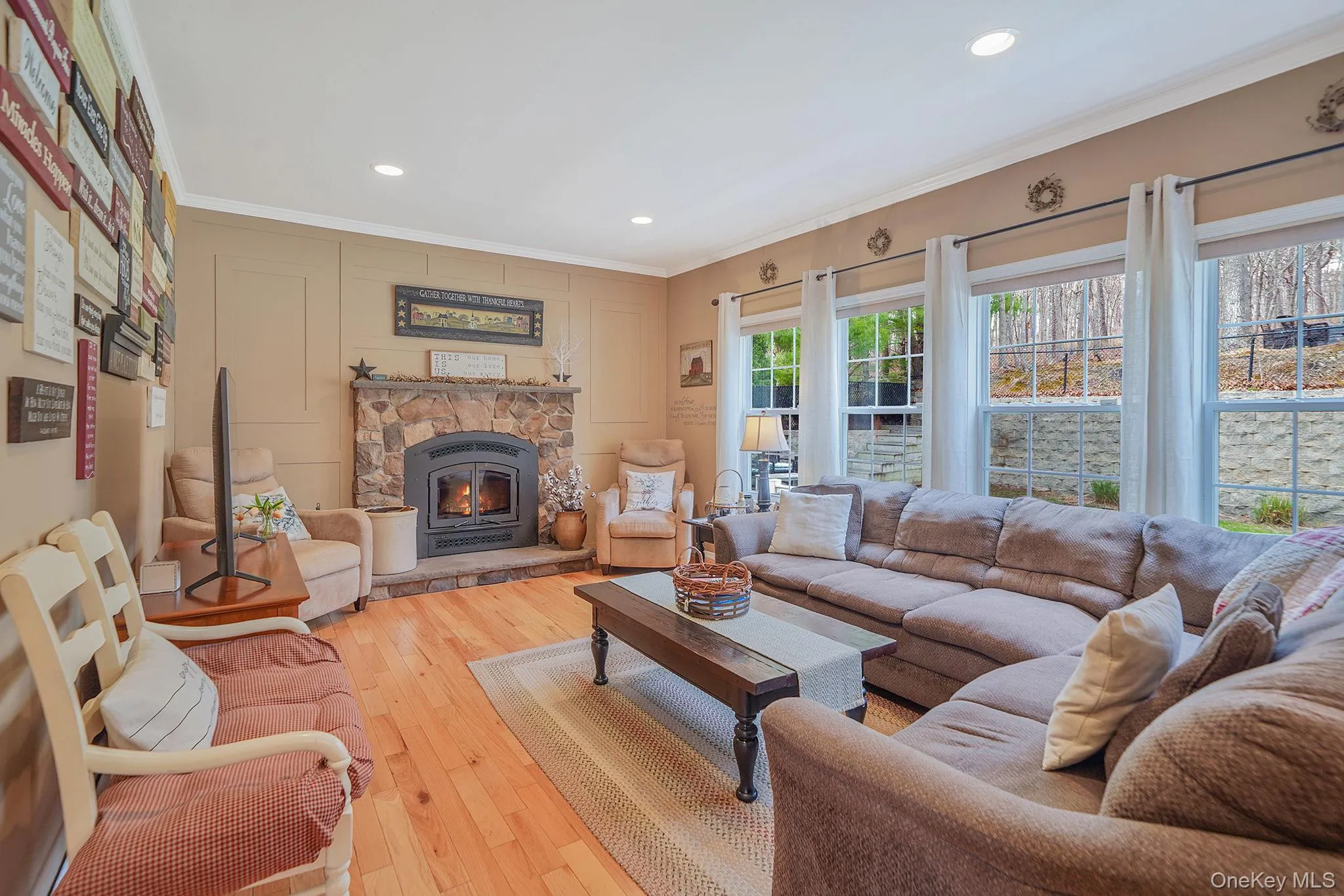 52 Shady View Crossing, Brookhaven, NY, 4 Bedrooms Bedrooms, 8 Rooms Rooms,2 BathroomsBathrooms,Residential,For Rent,Shady View,0,1033231 52 Shady View Crossing, Brookhaven, NY, 4 Bedrooms Bedrooms, 8 Rooms Rooms,2 BathroomsBathrooms,Residential,For Rent,Shady View,0,1033231