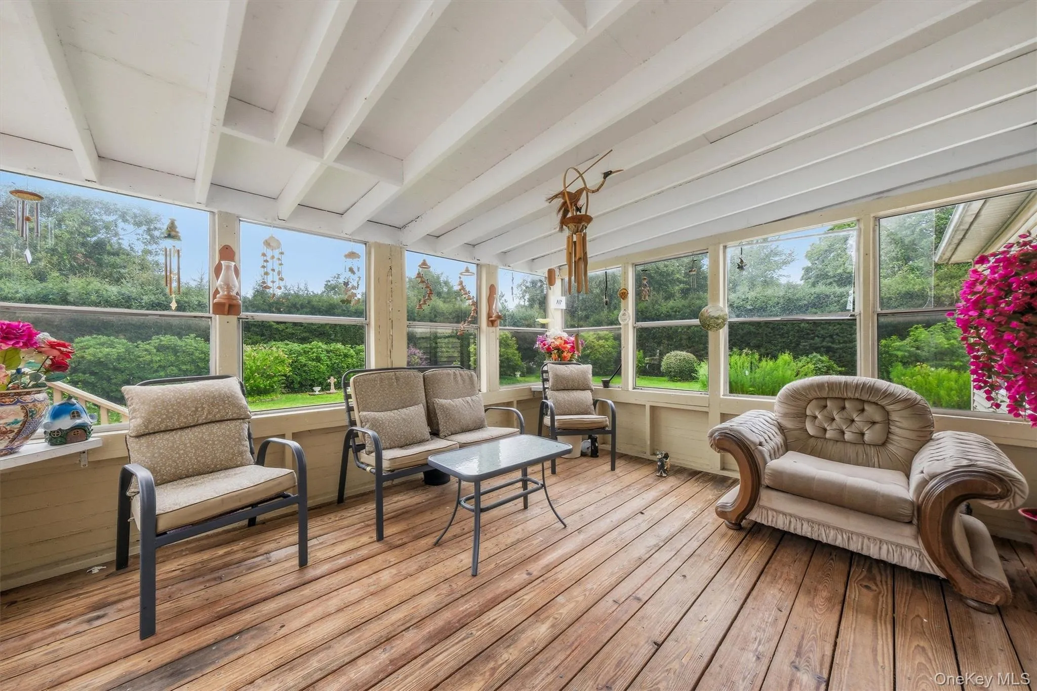 Screened in porch Screened in porch