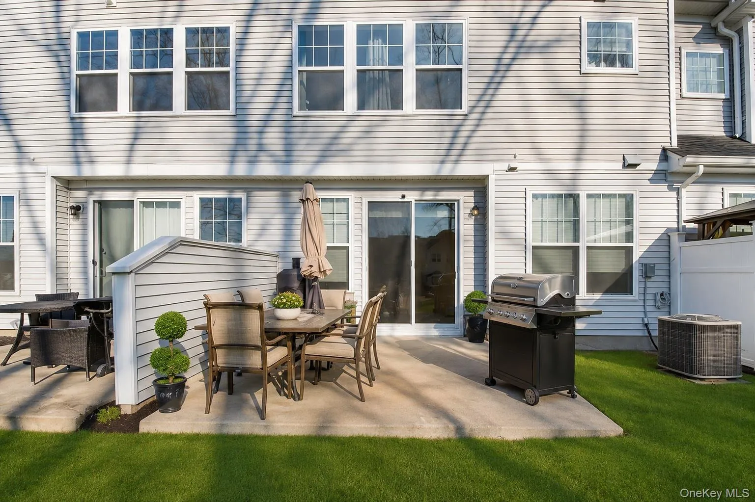 4 Kless Court, Middletown, NY, 3 Bedrooms Bedrooms, 7 Rooms Rooms,2 BathroomsBathrooms,Residential,For Rent,Kless,0,1033242 4 Kless Court, Middletown, NY, 3 Bedrooms Bedrooms, 7 Rooms Rooms,2 BathroomsBathrooms,Residential,For Rent,Kless,0,1033242