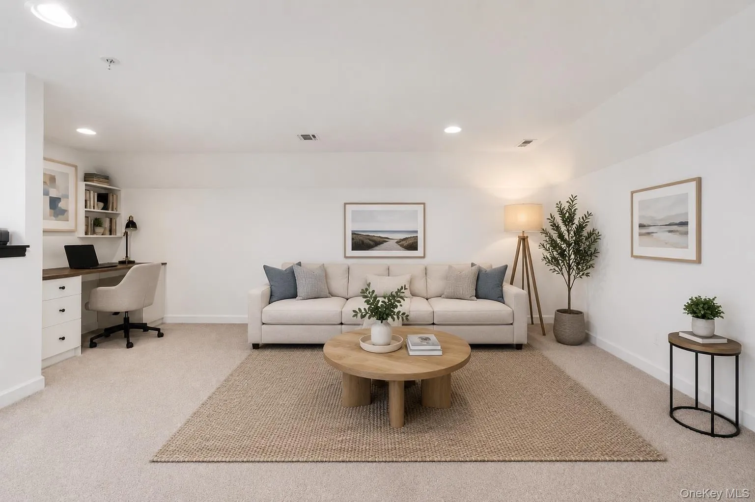 4 Kless Court, Middletown, NY, 3 Bedrooms Bedrooms, 7 Rooms Rooms,2 BathroomsBathrooms,Residential,For Rent,Kless,0,1033242 4 Kless Court, Middletown, NY, 3 Bedrooms Bedrooms, 7 Rooms Rooms,2 BathroomsBathrooms,Residential,For Rent,Kless,0,1033242