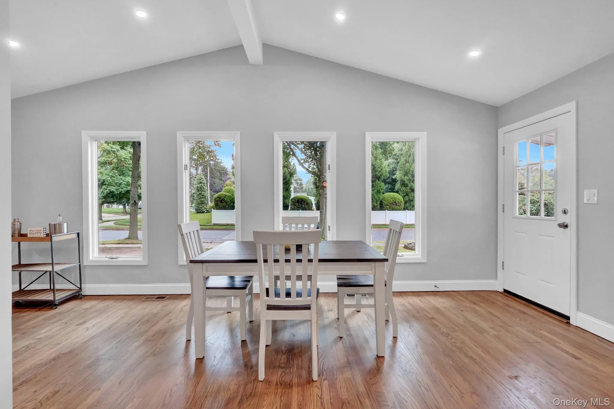 47 Hayrick Lane, Smithtown, NY, 3 Bedrooms Bedrooms, 8 Rooms Rooms,2 BathroomsBathrooms,Residential,For Rent,Hayrick,0,1033244 47 Hayrick Lane, Smithtown, NY, 3 Bedrooms Bedrooms, 8 Rooms Rooms,2 BathroomsBathrooms,Residential,For Rent,Hayrick,0,1033244