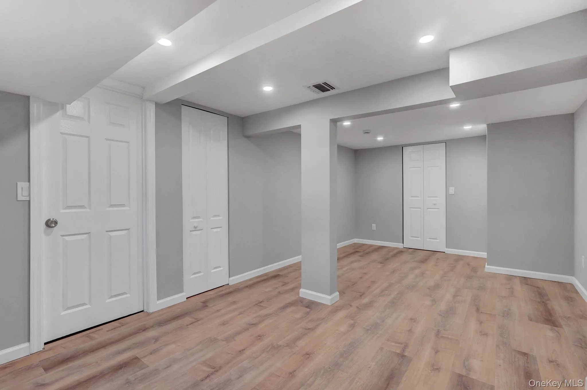 47 Hayrick Lane, Smithtown, NY, 3 Bedrooms Bedrooms, 8 Rooms Rooms,2 BathroomsBathrooms,Residential,For Rent,Hayrick,0,1033244 47 Hayrick Lane, Smithtown, NY, 3 Bedrooms Bedrooms, 8 Rooms Rooms,2 BathroomsBathrooms,Residential,For Rent,Hayrick,0,1033244
