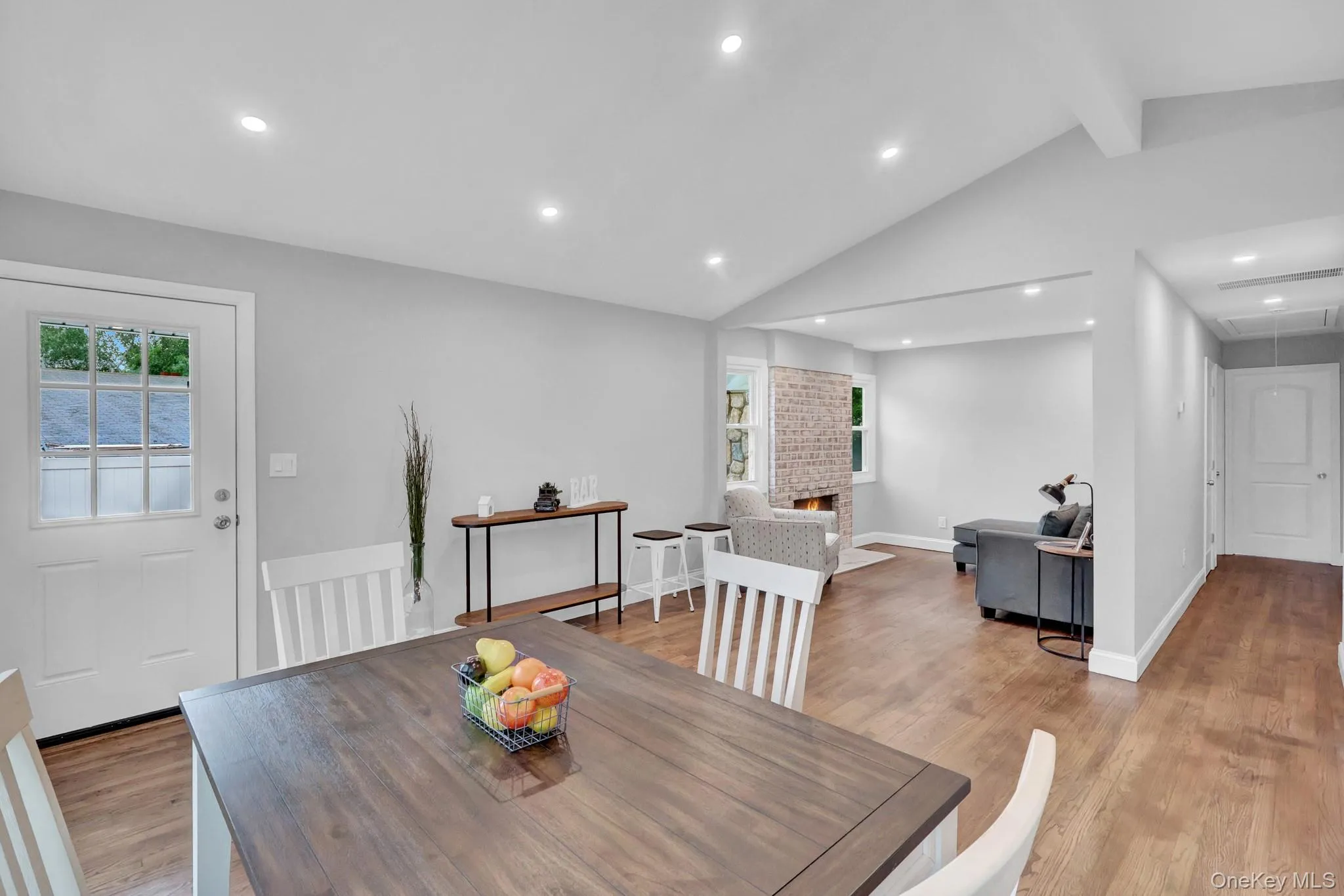 47 Hayrick Lane, Smithtown, NY, 3 Bedrooms Bedrooms, 8 Rooms Rooms,2 BathroomsBathrooms,Residential,For Rent,Hayrick,0,1033244 47 Hayrick Lane, Smithtown, NY, 3 Bedrooms Bedrooms, 8 Rooms Rooms,2 BathroomsBathrooms,Residential,For Rent,Hayrick,0,1033244