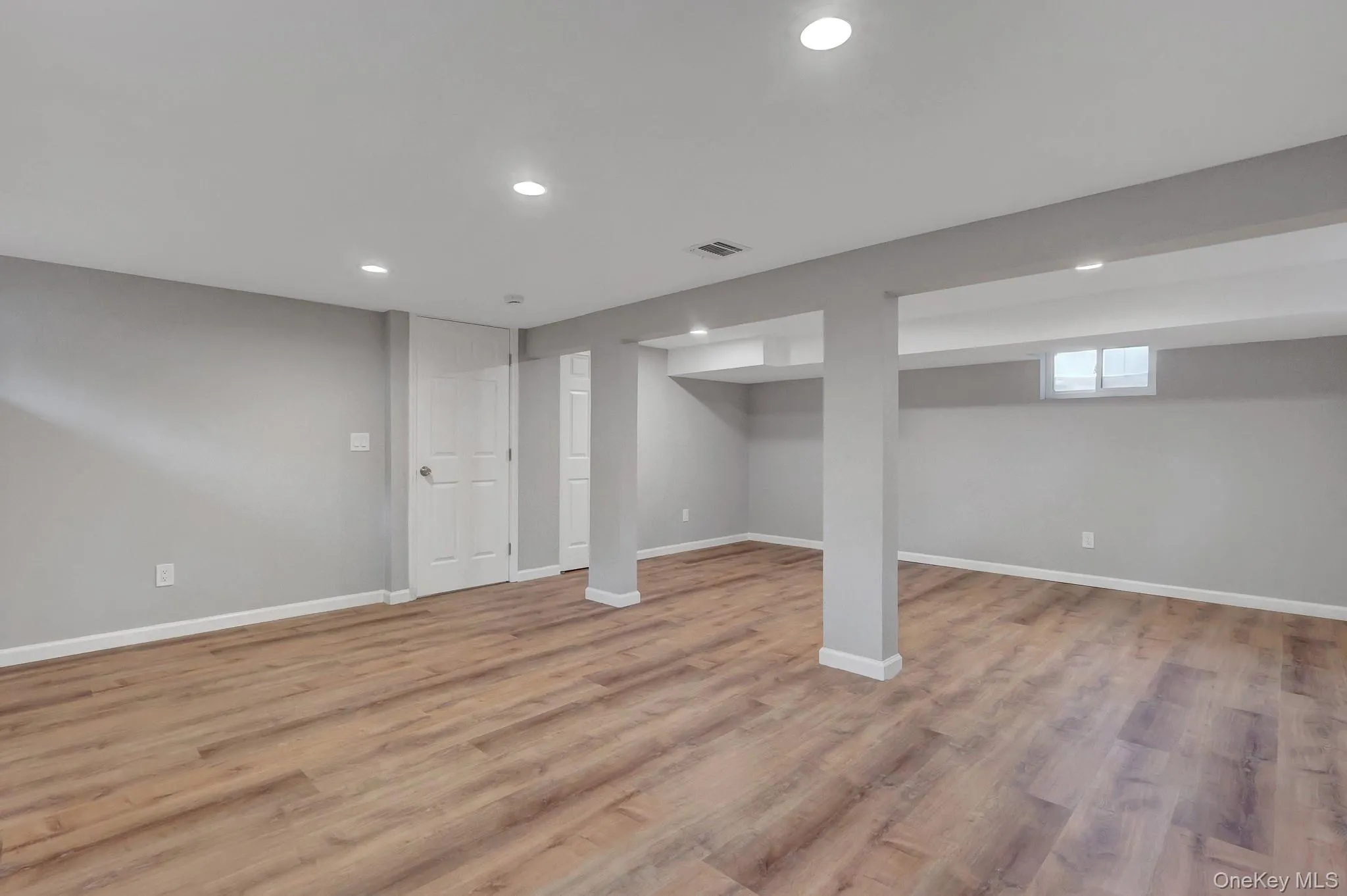 47 Hayrick Lane, Smithtown, NY, 3 Bedrooms Bedrooms, 8 Rooms Rooms,2 BathroomsBathrooms,Residential,For Rent,Hayrick,0,1033244 47 Hayrick Lane, Smithtown, NY, 3 Bedrooms Bedrooms, 8 Rooms Rooms,2 BathroomsBathrooms,Residential,For Rent,Hayrick,0,1033244