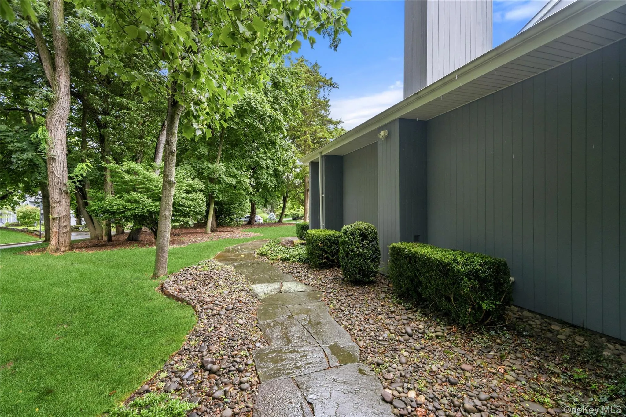 1 Gerriet Court, Huntington, NY, 3 Bedrooms Bedrooms, 7 Rooms Rooms,2 BathroomsBathrooms,Residential,For Rent,Gerriet,0,1033247 1 Gerriet Court, Huntington, NY, 3 Bedrooms Bedrooms, 7 Rooms Rooms,2 BathroomsBathrooms,Residential,For Rent,Gerriet,0,1033247