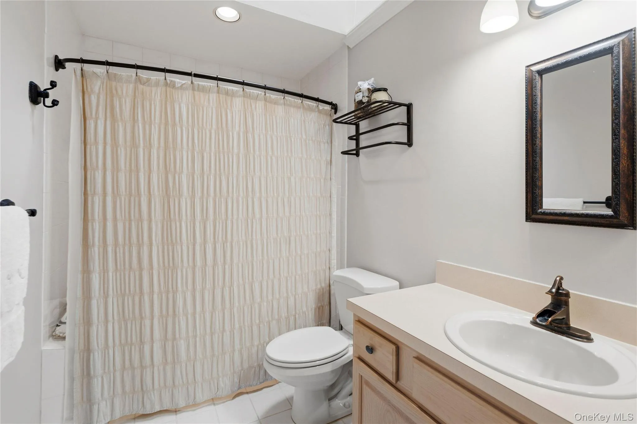 2nd floor full bathroom 2nd floor full bathroom
