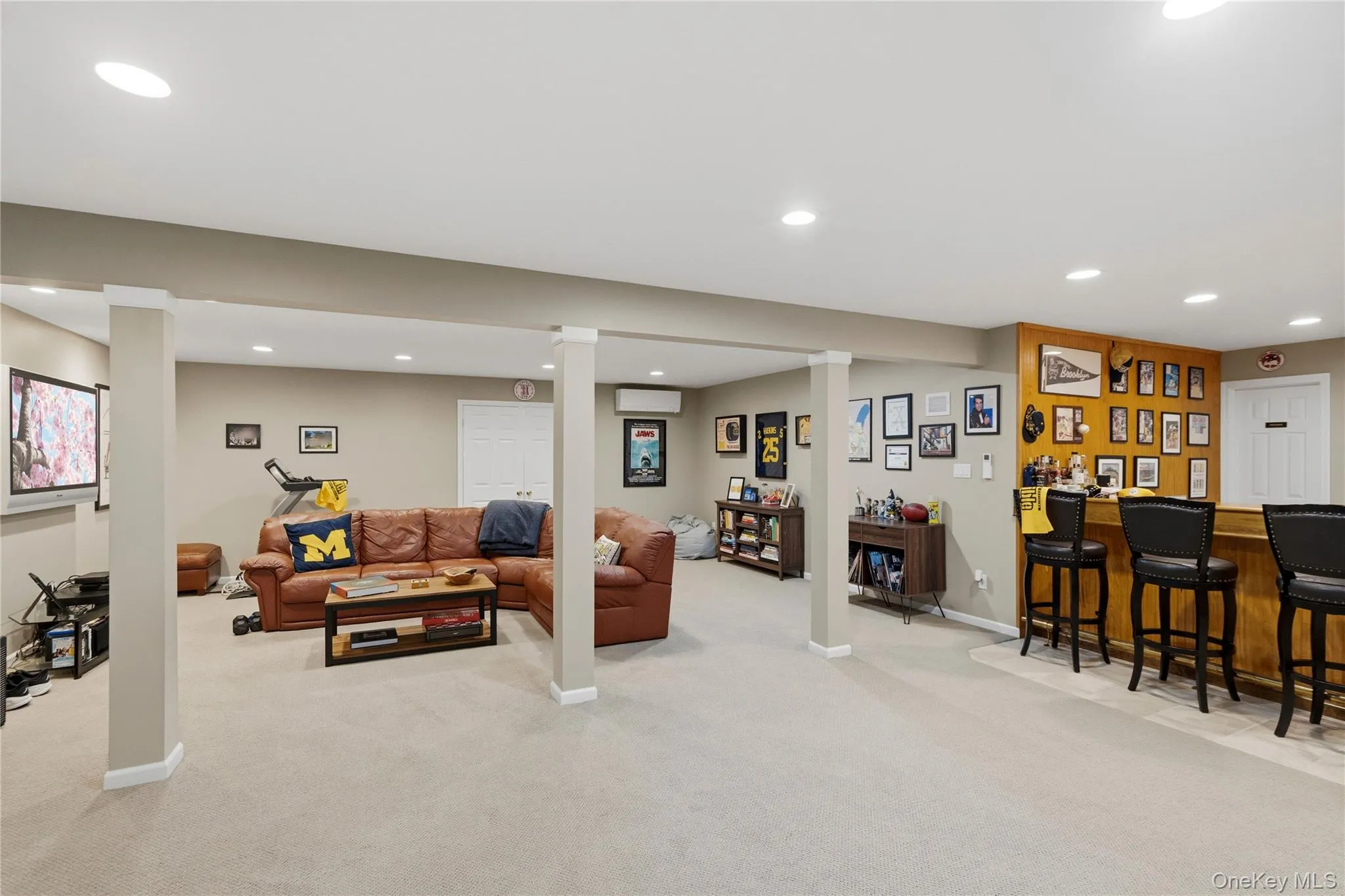 1 Gerriet Court, Huntington, NY, 3 Bedrooms Bedrooms, 7 Rooms Rooms,2 BathroomsBathrooms,Residential,For Rent,Gerriet,0,1033247 1 Gerriet Court, Huntington, NY, 3 Bedrooms Bedrooms, 7 Rooms Rooms,2 BathroomsBathrooms,Residential,For Rent,Gerriet,0,1033247