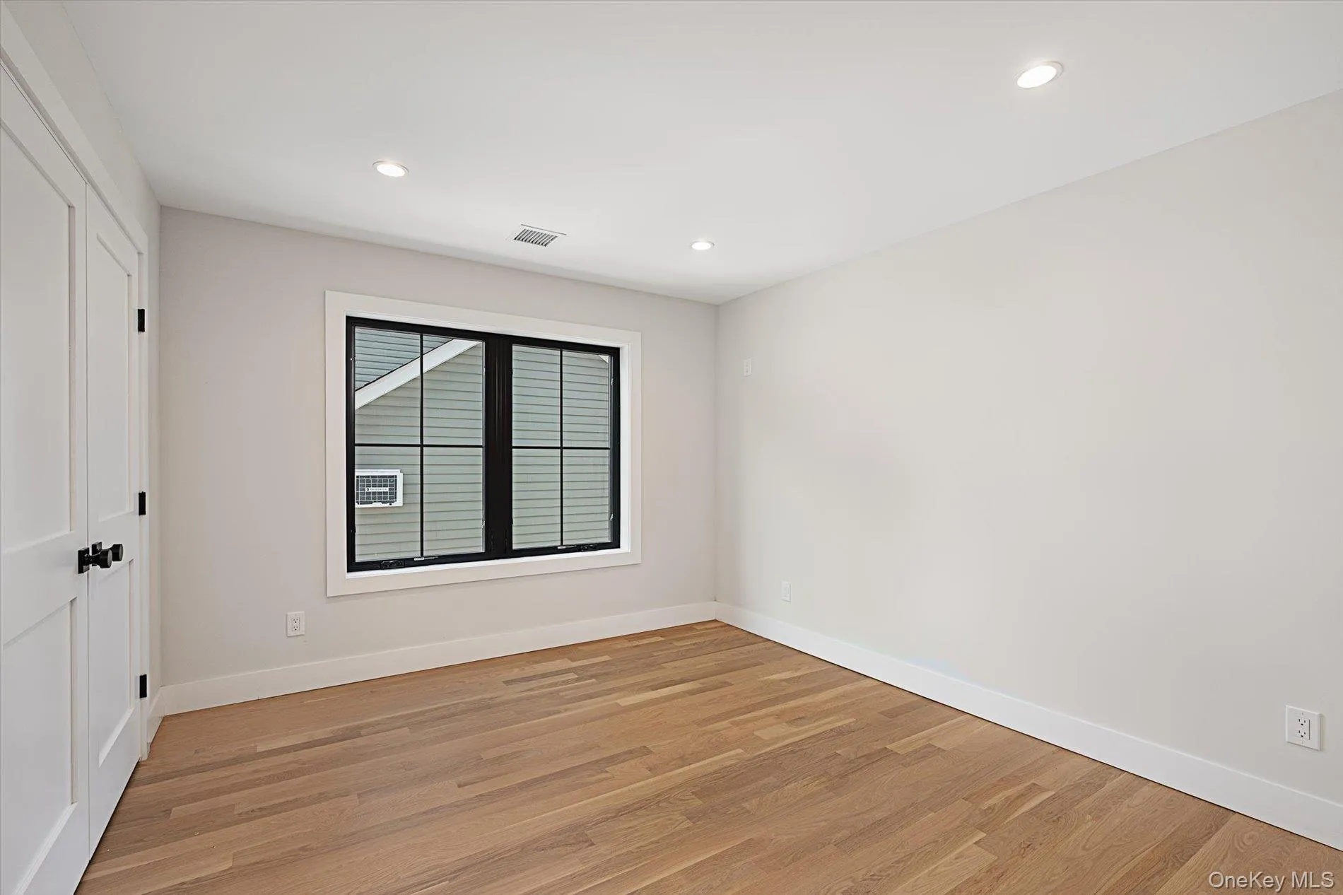11 Forest Lane, Hempstead, NY, 5 Bedrooms Bedrooms, 15 Rooms Rooms,3 BathroomsBathrooms,Residential,For Rent,Forest,0,1033258 11 Forest Lane, Hempstead, NY, 5 Bedrooms Bedrooms, 15 Rooms Rooms,3 BathroomsBathrooms,Residential,For Rent,Forest,0,1033258