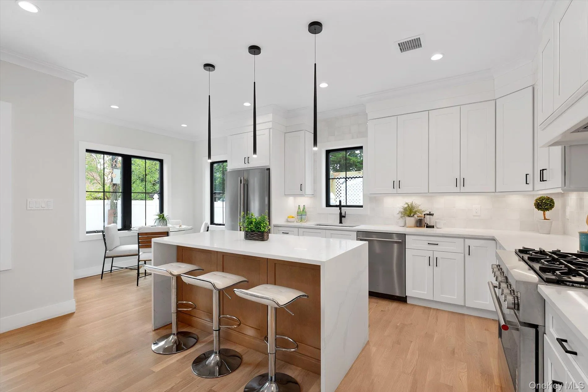 11 Forest Lane, Hempstead, NY, 5 Bedrooms Bedrooms, 15 Rooms Rooms,3 BathroomsBathrooms,Residential,For Rent,Forest,0,1033258 11 Forest Lane, Hempstead, NY, 5 Bedrooms Bedrooms, 15 Rooms Rooms,3 BathroomsBathrooms,Residential,For Rent,Forest,0,1033258