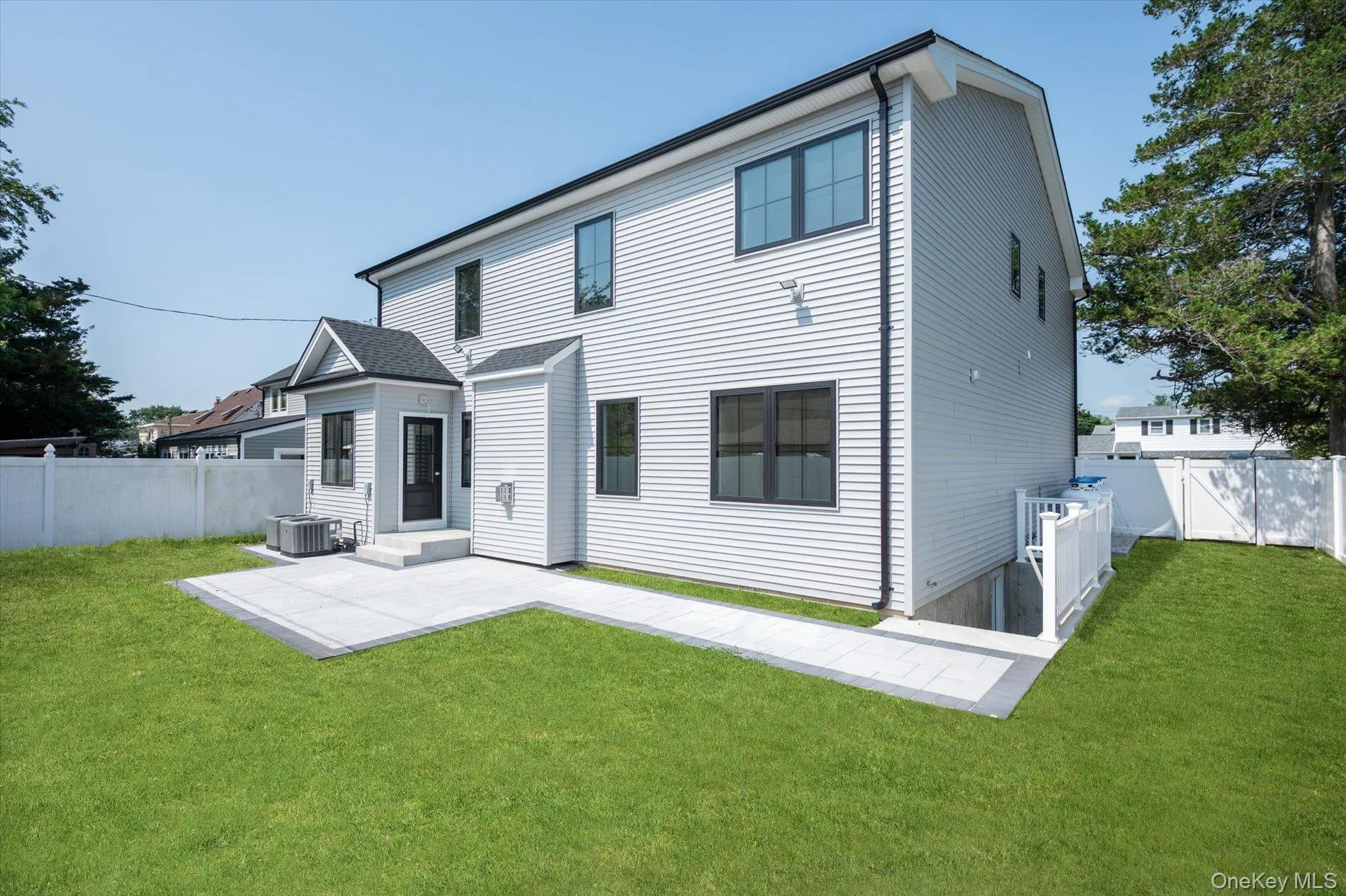 11 Forest Lane, Hempstead, NY, 5 Bedrooms Bedrooms, 15 Rooms Rooms,3 BathroomsBathrooms,Residential,For Rent,Forest,0,1033258 11 Forest Lane, Hempstead, NY, 5 Bedrooms Bedrooms, 15 Rooms Rooms,3 BathroomsBathrooms,Residential,For Rent,Forest,0,1033258
