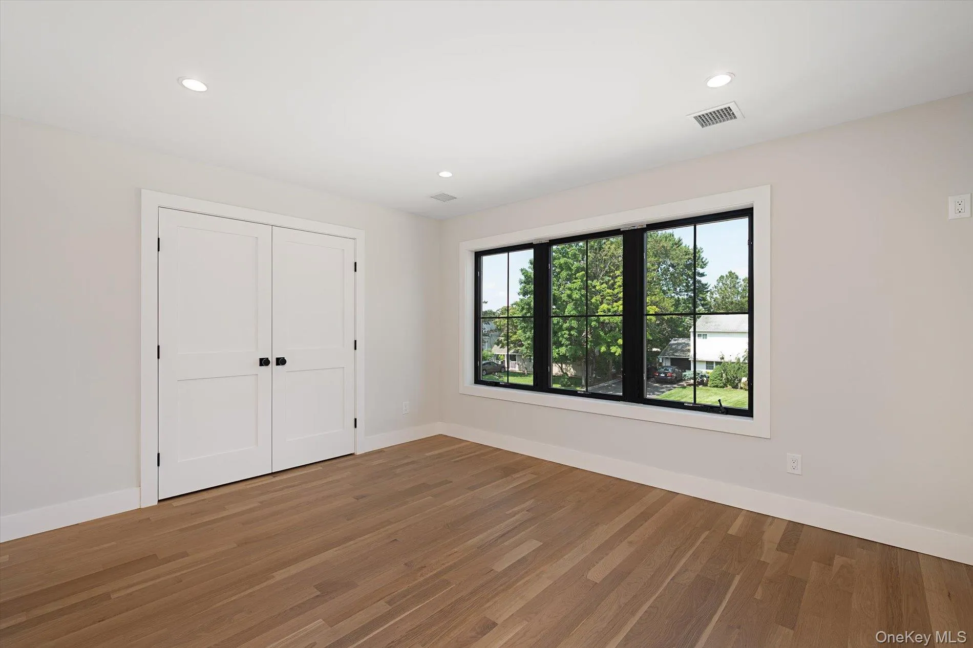 11 Forest Lane, Hempstead, NY, 5 Bedrooms Bedrooms, 15 Rooms Rooms,3 BathroomsBathrooms,Residential,For Rent,Forest,0,1033258 11 Forest Lane, Hempstead, NY, 5 Bedrooms Bedrooms, 15 Rooms Rooms,3 BathroomsBathrooms,Residential,For Rent,Forest,0,1033258