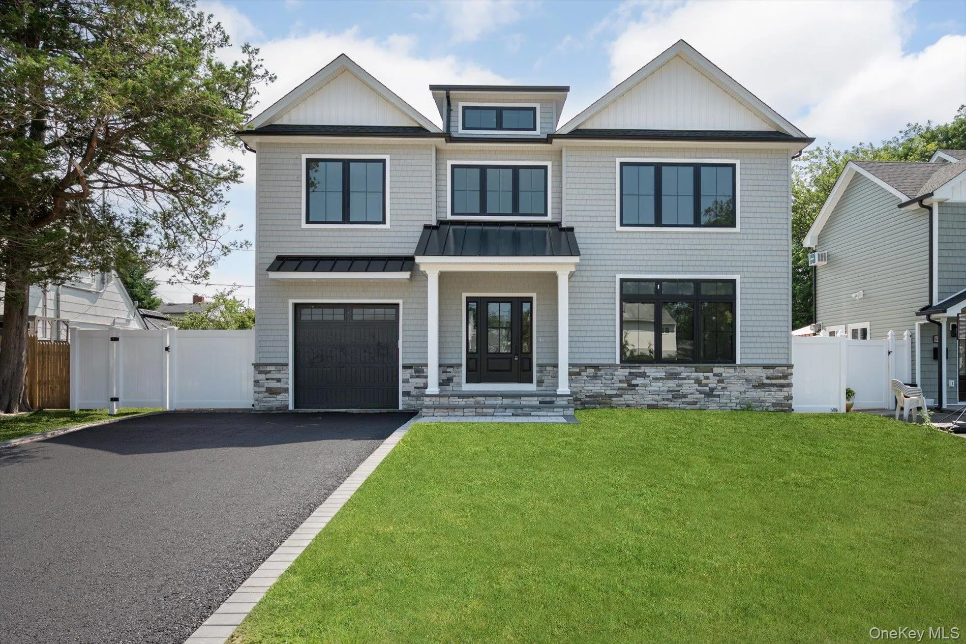 11 Forest Lane, Hempstead, NY, 5 Bedrooms Bedrooms, 15 Rooms Rooms,3 BathroomsBathrooms,Residential,For Rent,Forest,0,1033258 11 Forest Lane, Hempstead, NY, 5 Bedrooms Bedrooms, 15 Rooms Rooms,3 BathroomsBathrooms,Residential,For Rent,Forest,0,1033258
