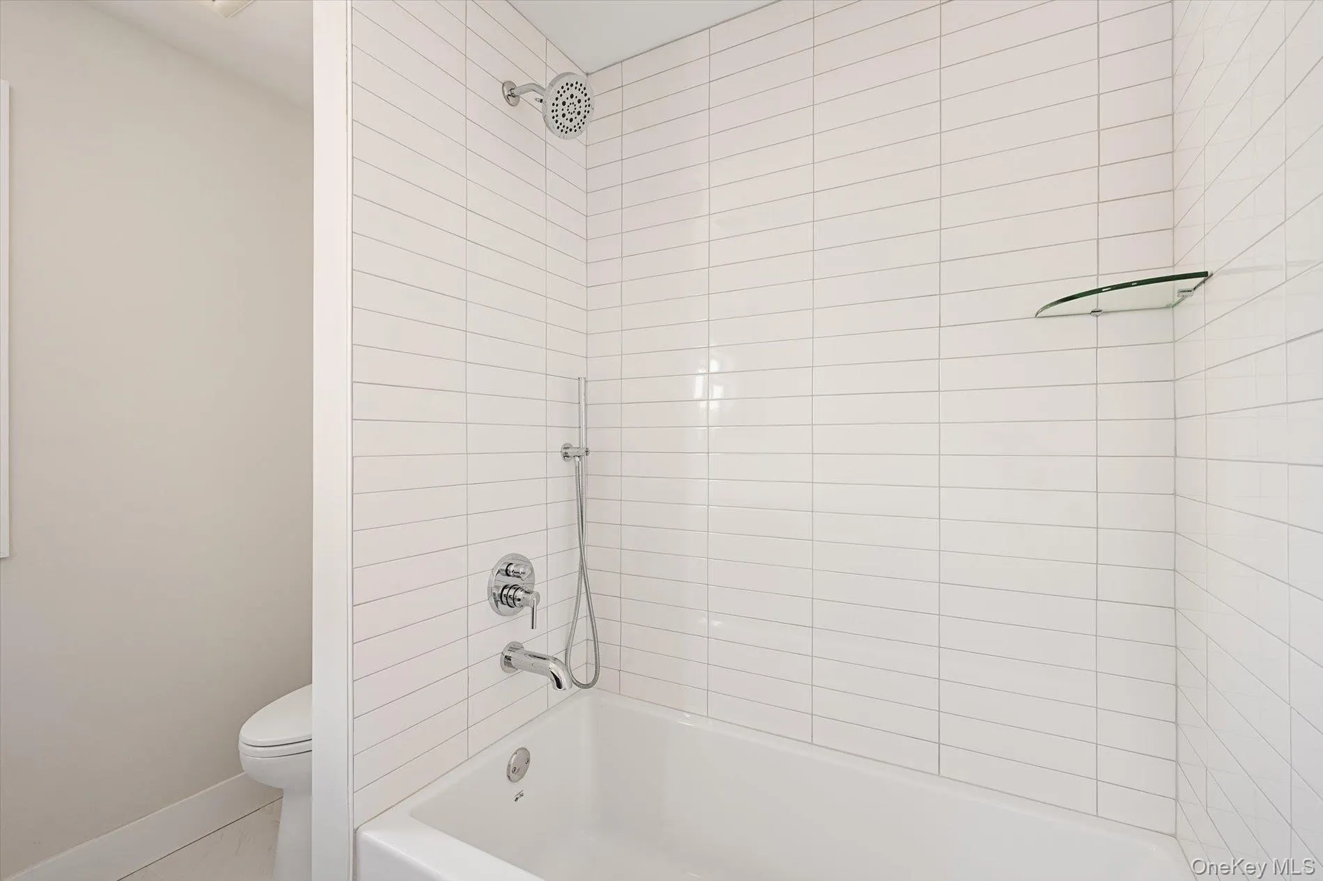 11 Forest Lane, Hempstead, NY, 5 Bedrooms Bedrooms, 15 Rooms Rooms,3 BathroomsBathrooms,Residential,For Rent,Forest,0,1033258 11 Forest Lane, Hempstead, NY, 5 Bedrooms Bedrooms, 15 Rooms Rooms,3 BathroomsBathrooms,Residential,For Rent,Forest,0,1033258