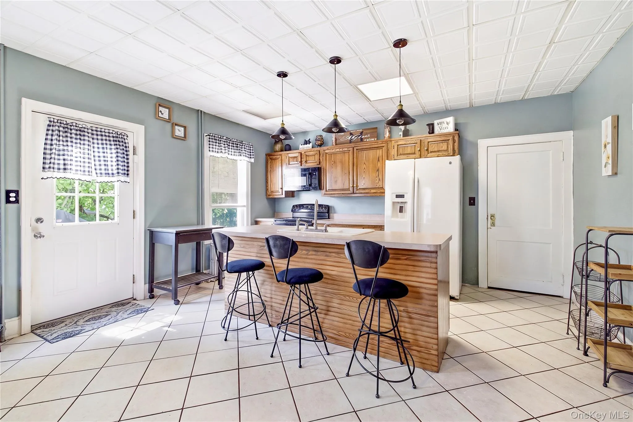 619 6th Street, Babylon, NY, 5 Bedrooms Bedrooms, 10 Rooms Rooms,2 BathroomsBathrooms,Residential,For Rent,6th,0,1033268 619 6th Street, Babylon, NY, 5 Bedrooms Bedrooms, 10 Rooms Rooms,2 BathroomsBathrooms,Residential,For Rent,6th,0,1033268