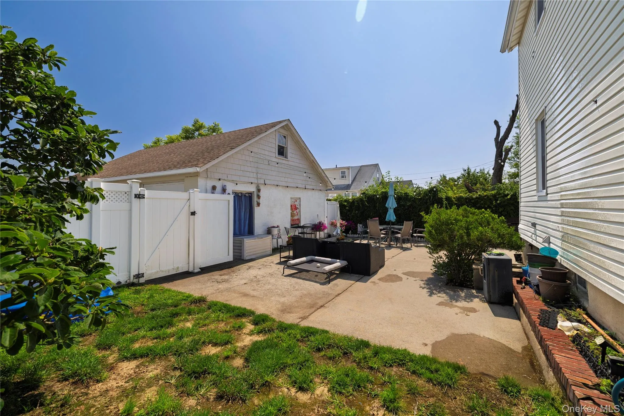 619 6th Street, Babylon, NY, 5 Bedrooms Bedrooms, 10 Rooms Rooms,2 BathroomsBathrooms,Residential,For Rent,6th,0,1033268 619 6th Street, Babylon, NY, 5 Bedrooms Bedrooms, 10 Rooms Rooms,2 BathroomsBathrooms,Residential,For Rent,6th,0,1033268