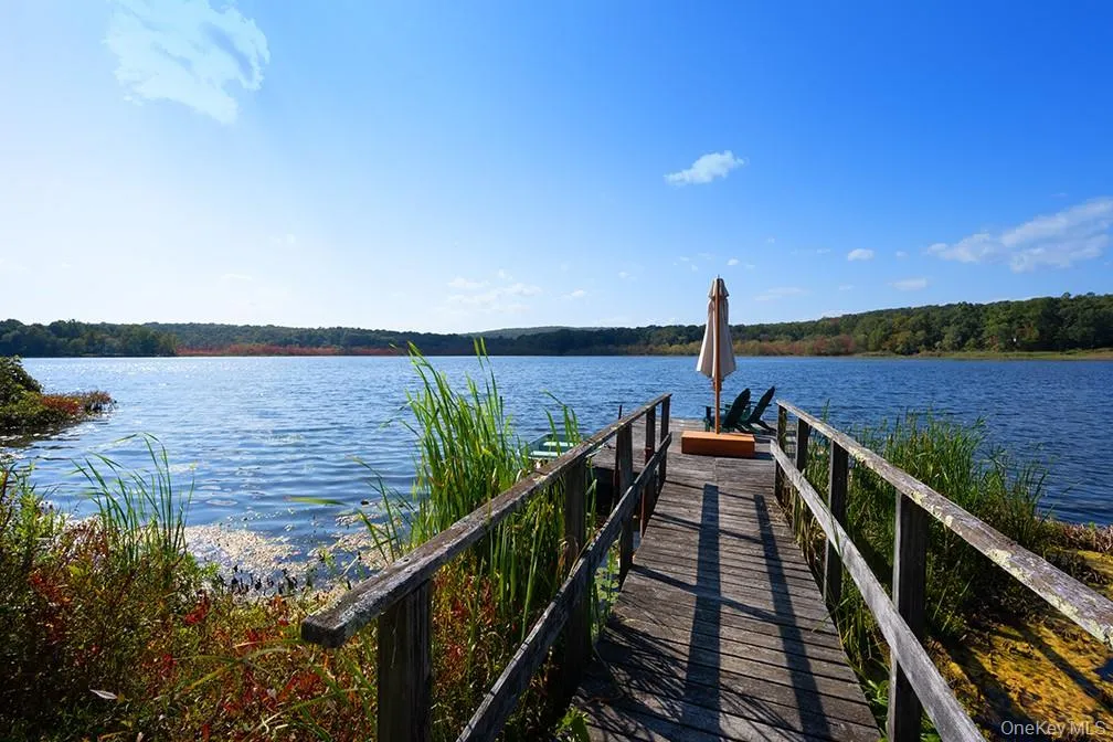 5 Shore Trail, Lewisboro, NY, 2 Bedrooms Bedrooms, 7 Rooms Rooms,3 BathroomsBathrooms,Residential Lease,For Rent,Shore,0,1033271 5 Shore Trail, Lewisboro, NY, 2 Bedrooms Bedrooms, 7 Rooms Rooms,3 BathroomsBathrooms,Residential Lease,For Rent,Shore,0,1033271