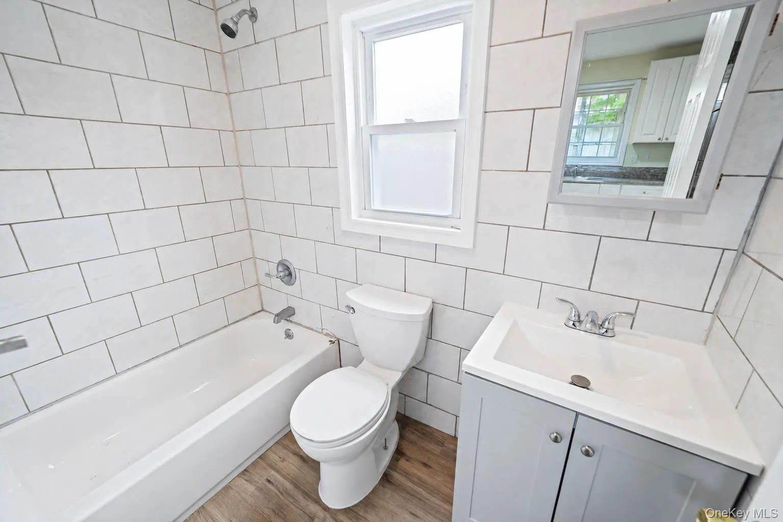 263 Valcour Avenue, Hempstead, NY, 2 Bedrooms Bedrooms, 3 Rooms Rooms,1 BathroomBathrooms,Residential,For Rent,Valcour,0,1033283 263 Valcour Avenue, Hempstead, NY, 2 Bedrooms Bedrooms, 3 Rooms Rooms,1 BathroomBathrooms,Residential,For Rent,Valcour,0,1033283