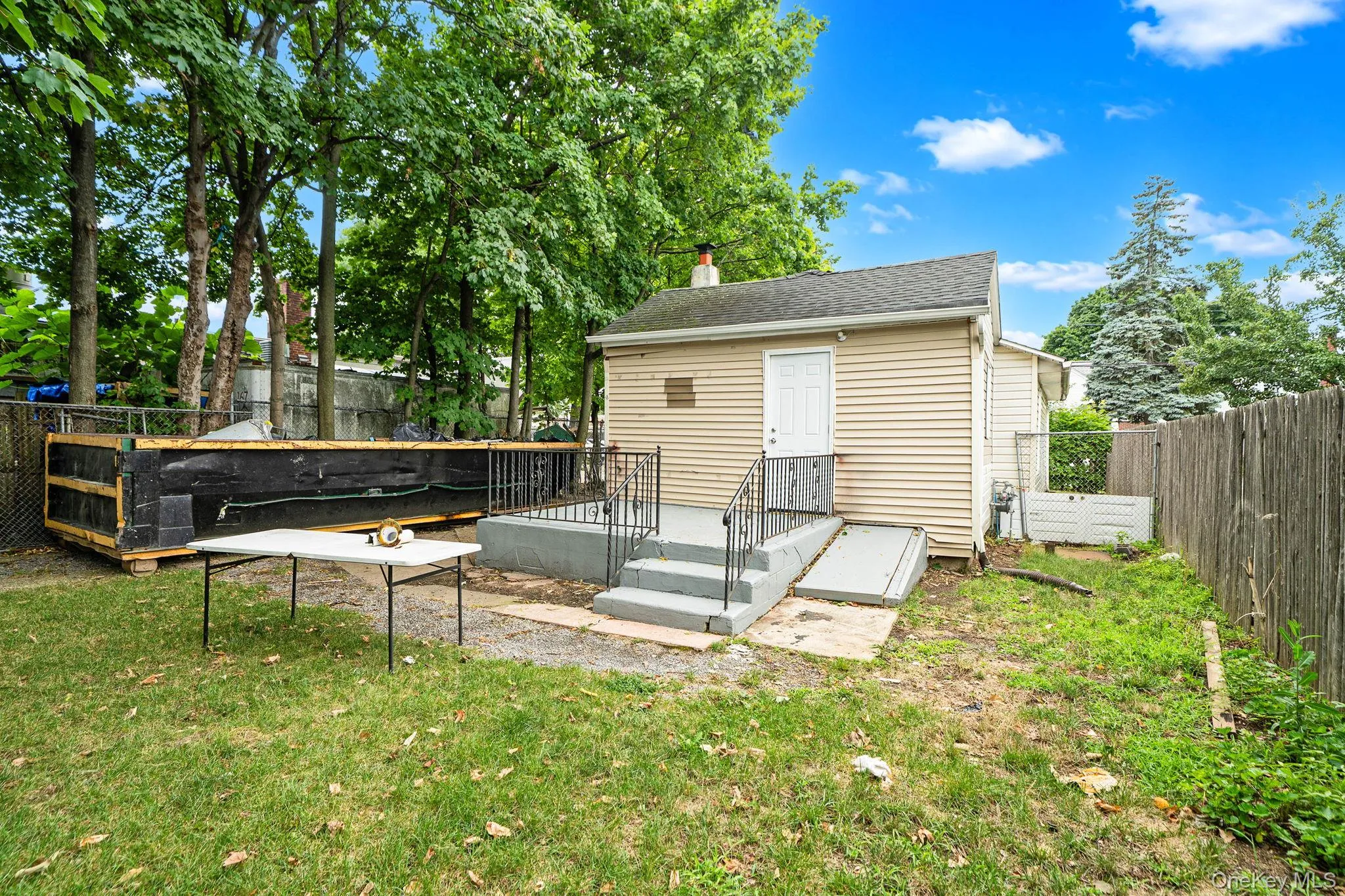 263 Valcour Avenue, Hempstead, NY, 2 Bedrooms Bedrooms, 3 Rooms Rooms,1 BathroomBathrooms,Residential,For Rent,Valcour,0,1033283 263 Valcour Avenue, Hempstead, NY, 2 Bedrooms Bedrooms, 3 Rooms Rooms,1 BathroomBathrooms,Residential,For Rent,Valcour,0,1033283