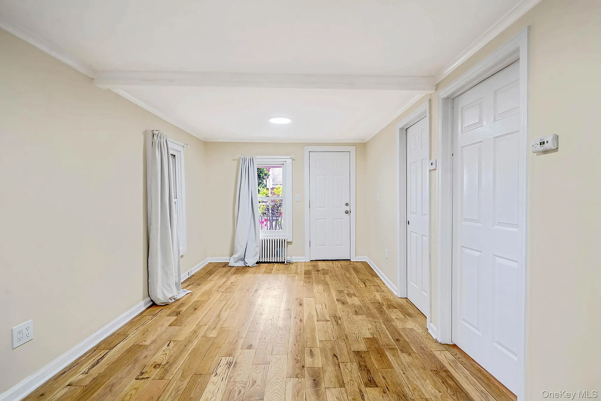 263 Valcour Avenue, Hempstead, NY, 2 Bedrooms Bedrooms, 3 Rooms Rooms,1 BathroomBathrooms,Residential,For Rent,Valcour,0,1033283 263 Valcour Avenue, Hempstead, NY, 2 Bedrooms Bedrooms, 3 Rooms Rooms,1 BathroomBathrooms,Residential,For Rent,Valcour,0,1033283