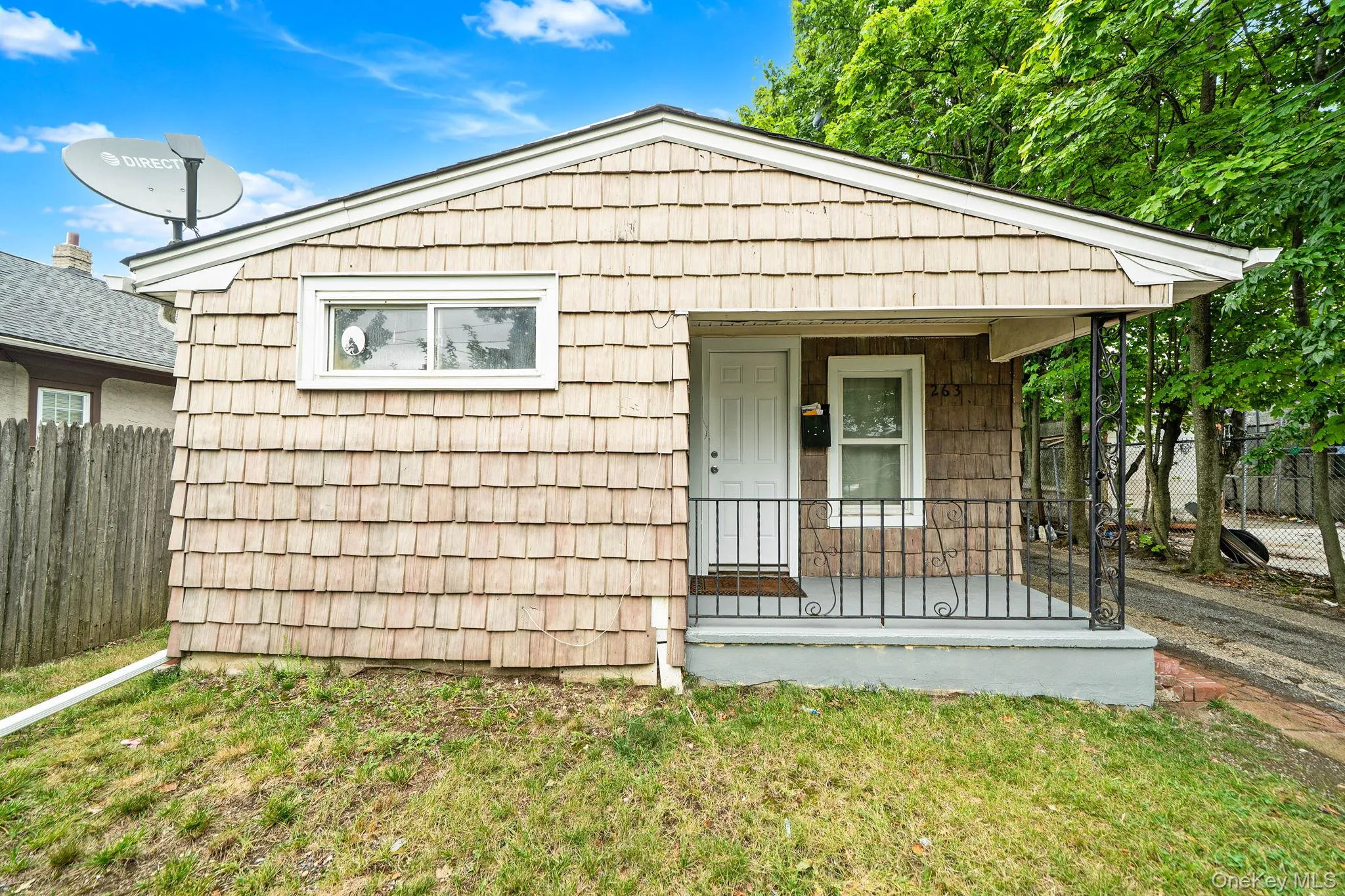 263 Valcour Avenue, Hempstead, NY, 2 Bedrooms Bedrooms, 3 Rooms Rooms,1 BathroomBathrooms,Residential,For Rent,Valcour,0,1033283 263 Valcour Avenue, Hempstead, NY, 2 Bedrooms Bedrooms, 3 Rooms Rooms,1 BathroomBathrooms,Residential,For Rent,Valcour,0,1033283