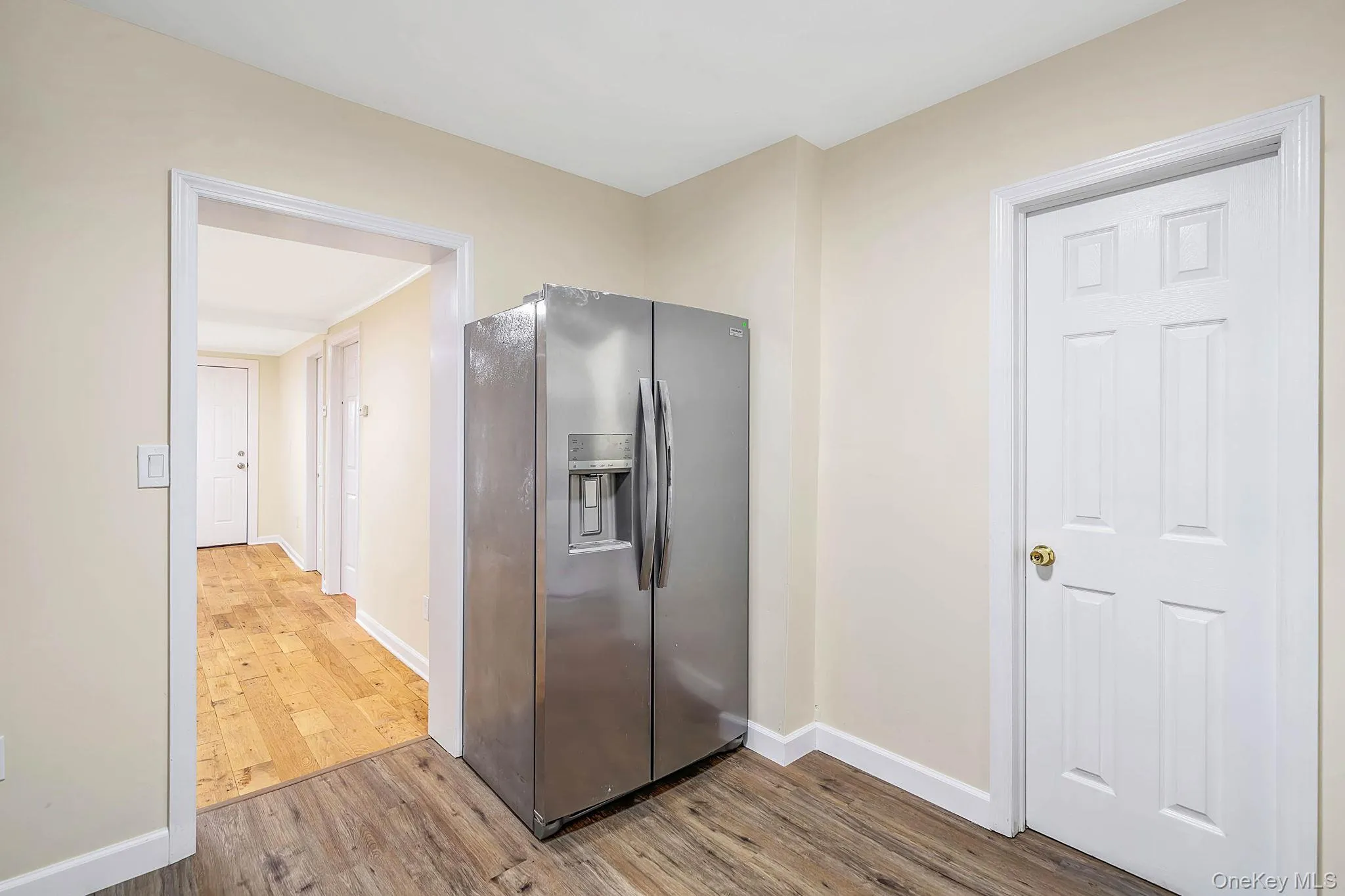263 Valcour Avenue, Hempstead, NY, 2 Bedrooms Bedrooms, 3 Rooms Rooms,1 BathroomBathrooms,Residential,For Rent,Valcour,0,1033283 263 Valcour Avenue, Hempstead, NY, 2 Bedrooms Bedrooms, 3 Rooms Rooms,1 BathroomBathrooms,Residential,For Rent,Valcour,0,1033283