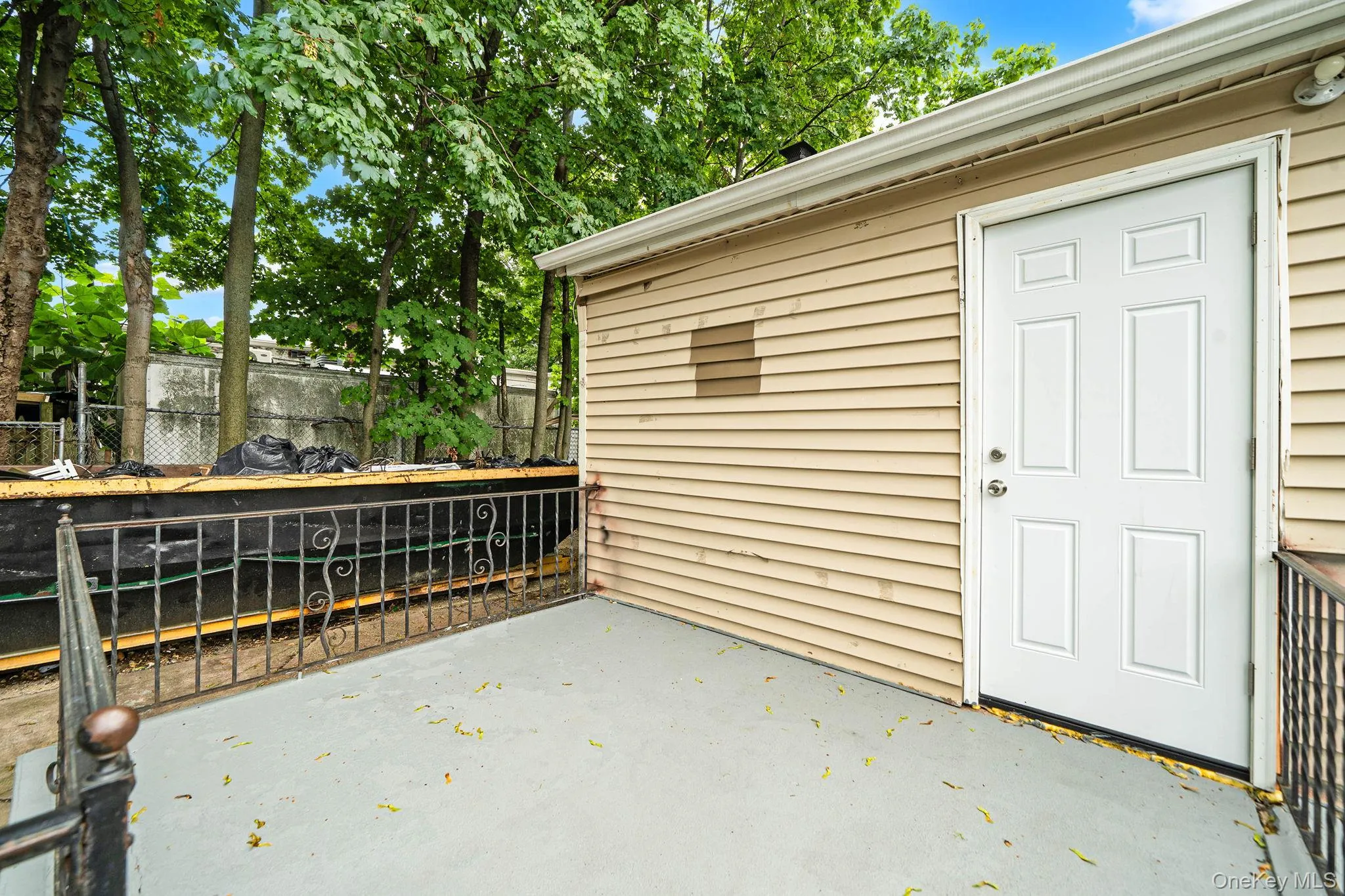 263 Valcour Avenue, Hempstead, NY, 2 Bedrooms Bedrooms, 3 Rooms Rooms,1 BathroomBathrooms,Residential,For Rent,Valcour,0,1033283 263 Valcour Avenue, Hempstead, NY, 2 Bedrooms Bedrooms, 3 Rooms Rooms,1 BathroomBathrooms,Residential,For Rent,Valcour,0,1033283