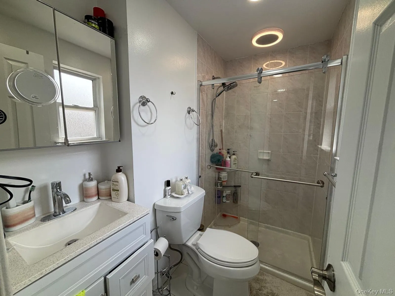 93 Peters Avenue, Hempstead, NY, 5 Bedrooms Bedrooms, 8 Rooms Rooms,3 BathroomsBathrooms,Residential,For Rent,Peters,0,1033284 93 Peters Avenue, Hempstead, NY, 5 Bedrooms Bedrooms, 8 Rooms Rooms,3 BathroomsBathrooms,Residential,For Rent,Peters,0,1033284