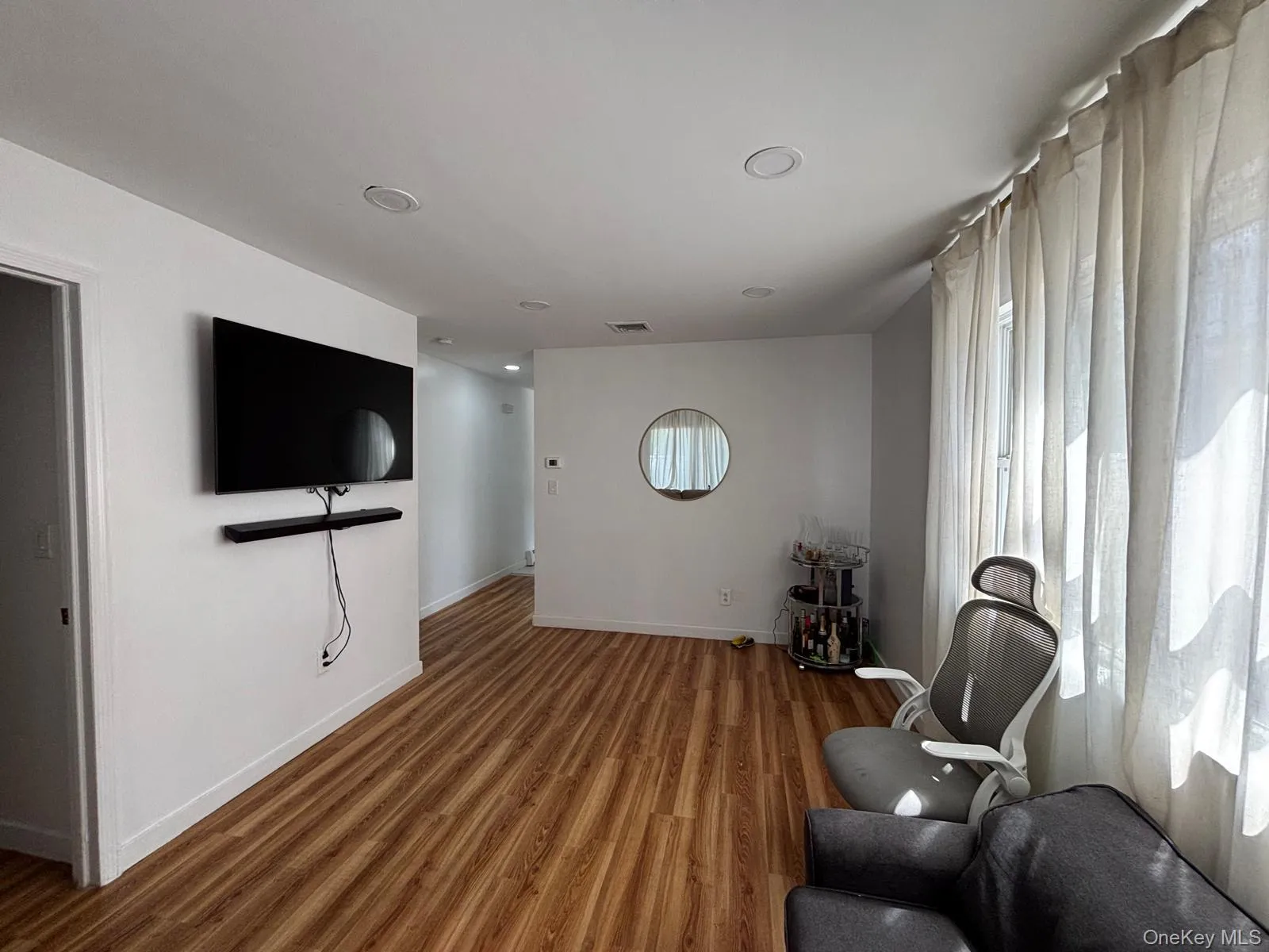 93 Peters Avenue, Hempstead, NY, 5 Bedrooms Bedrooms, 8 Rooms Rooms,3 BathroomsBathrooms,Residential,For Rent,Peters,0,1033284 93 Peters Avenue, Hempstead, NY, 5 Bedrooms Bedrooms, 8 Rooms Rooms,3 BathroomsBathrooms,Residential,For Rent,Peters,0,1033284