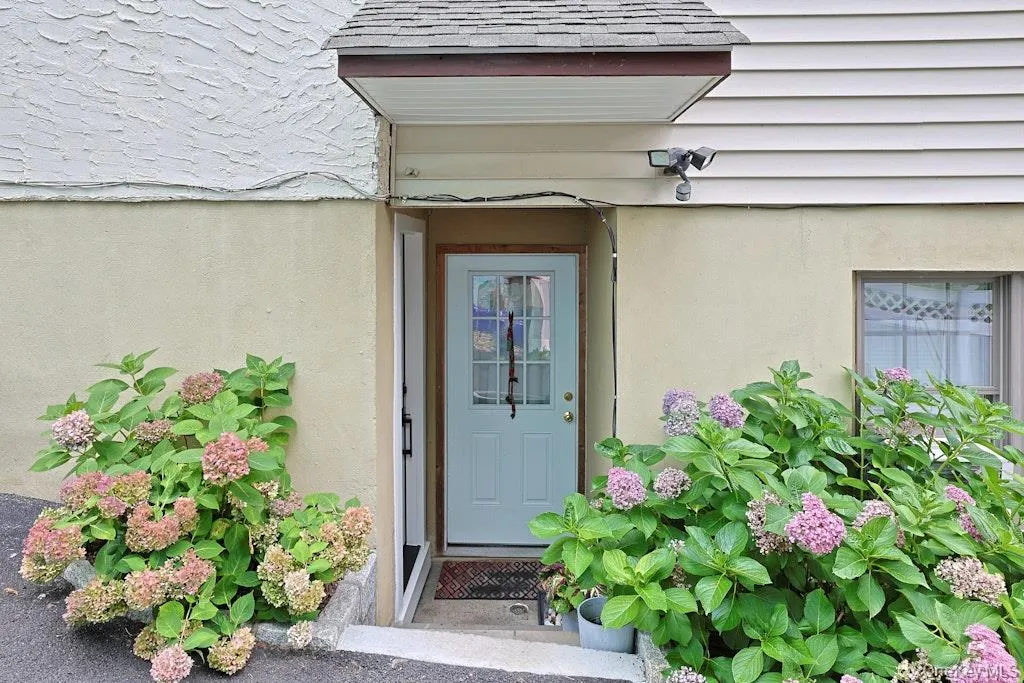 21 Anderson Avenue, Mount Pleasant, NY, 4 Bedrooms Bedrooms, 9 Rooms Rooms,2 BathroomsBathrooms,Residential Lease,For Rent,Anderson,0,1033287 21 Anderson Avenue, Mount Pleasant, NY, 4 Bedrooms Bedrooms, 9 Rooms Rooms,2 BathroomsBathrooms,Residential Lease,For Rent,Anderson,0,1033287