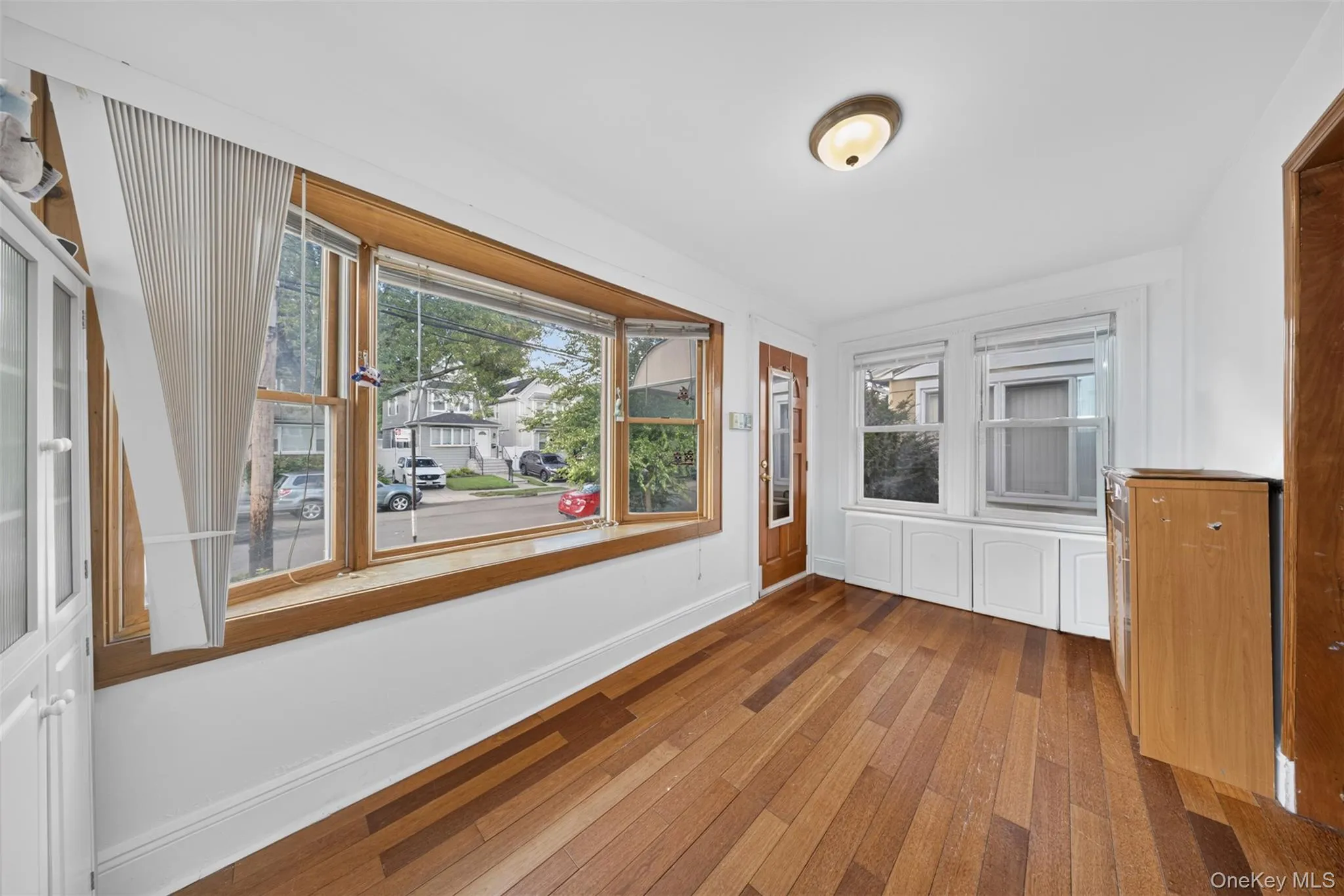 7129 Manse Street, New York, NY, 3 Bedrooms Bedrooms, 8 Rooms Rooms,1 BathroomBathrooms,Residential,For Rent,Manse,0,1033288 7129 Manse Street, New York, NY, 3 Bedrooms Bedrooms, 8 Rooms Rooms,1 BathroomBathrooms,Residential,For Rent,Manse,0,1033288