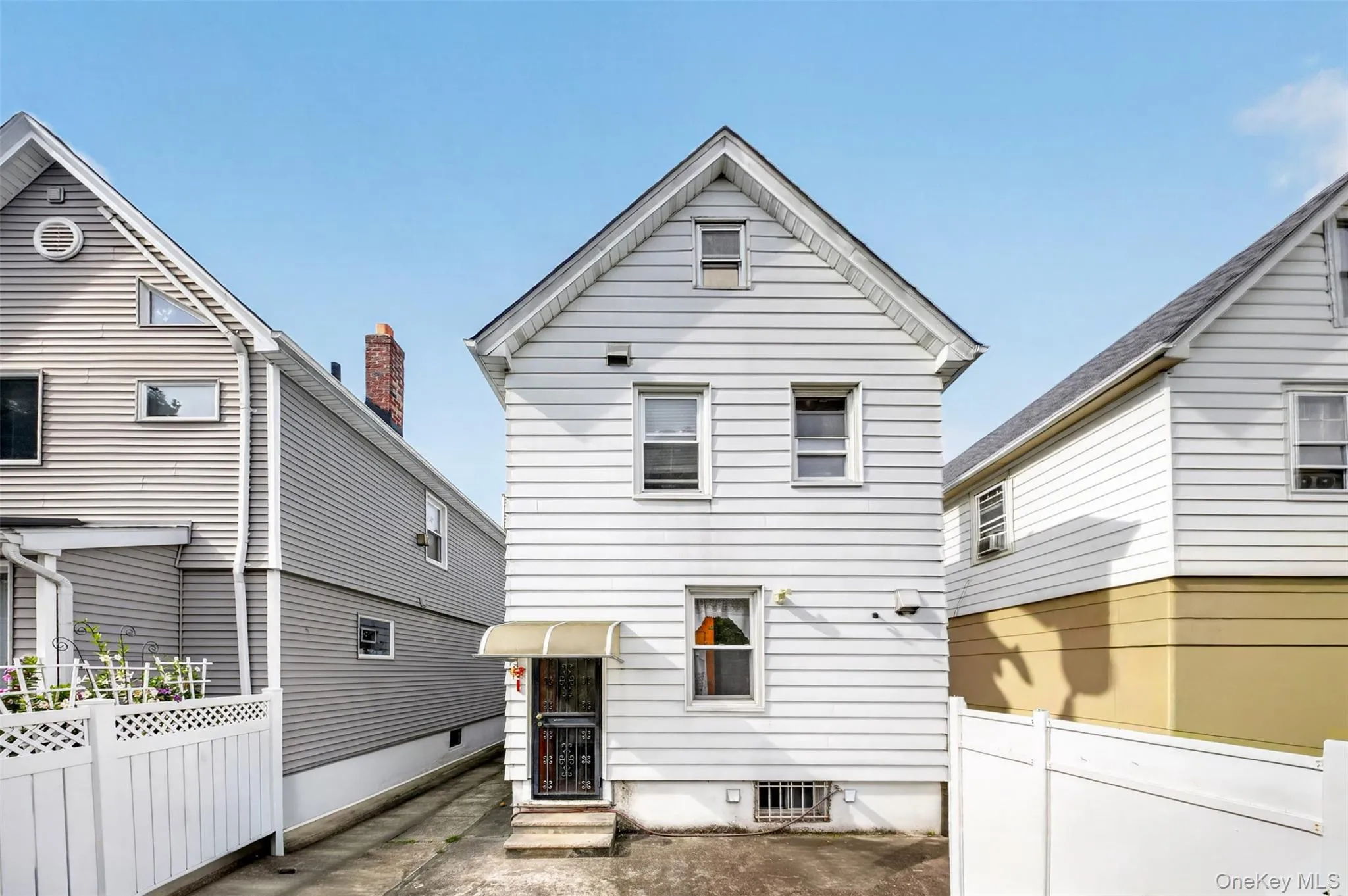 7129 Manse Street, New York, NY, 3 Bedrooms Bedrooms, 8 Rooms Rooms,1 BathroomBathrooms,Residential,For Rent,Manse,0,1033288 7129 Manse Street, New York, NY, 3 Bedrooms Bedrooms, 8 Rooms Rooms,1 BathroomBathrooms,Residential,For Rent,Manse,0,1033288