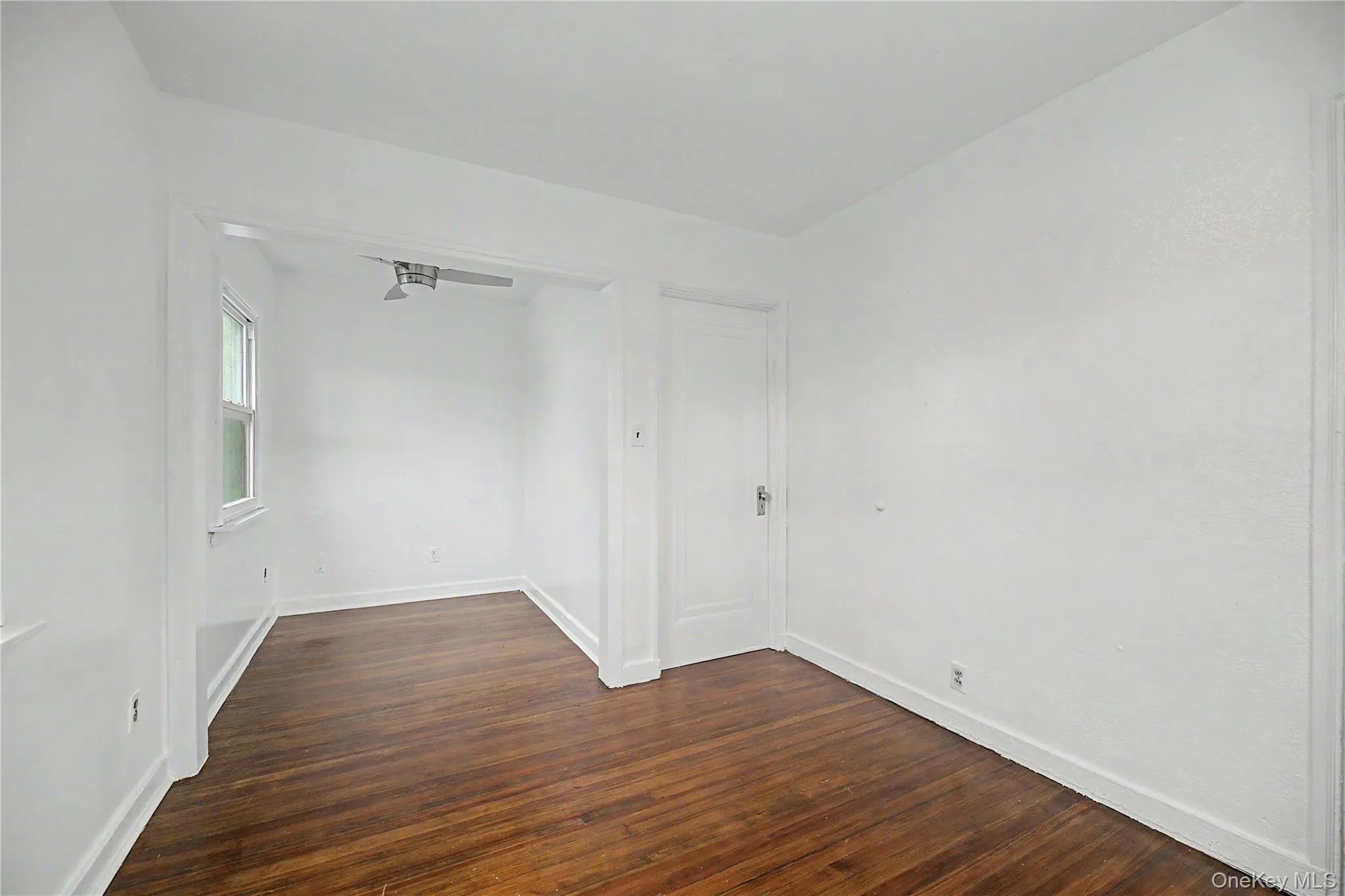 25 Longmeadow Road, Yonkers, NY, 4 Bedrooms Bedrooms, 7 Rooms Rooms,2 BathroomsBathrooms,Residential,For Rent,Longmeadow,0,1033294 25 Longmeadow Road, Yonkers, NY, 4 Bedrooms Bedrooms, 7 Rooms Rooms,2 BathroomsBathrooms,Residential,For Rent,Longmeadow,0,1033294